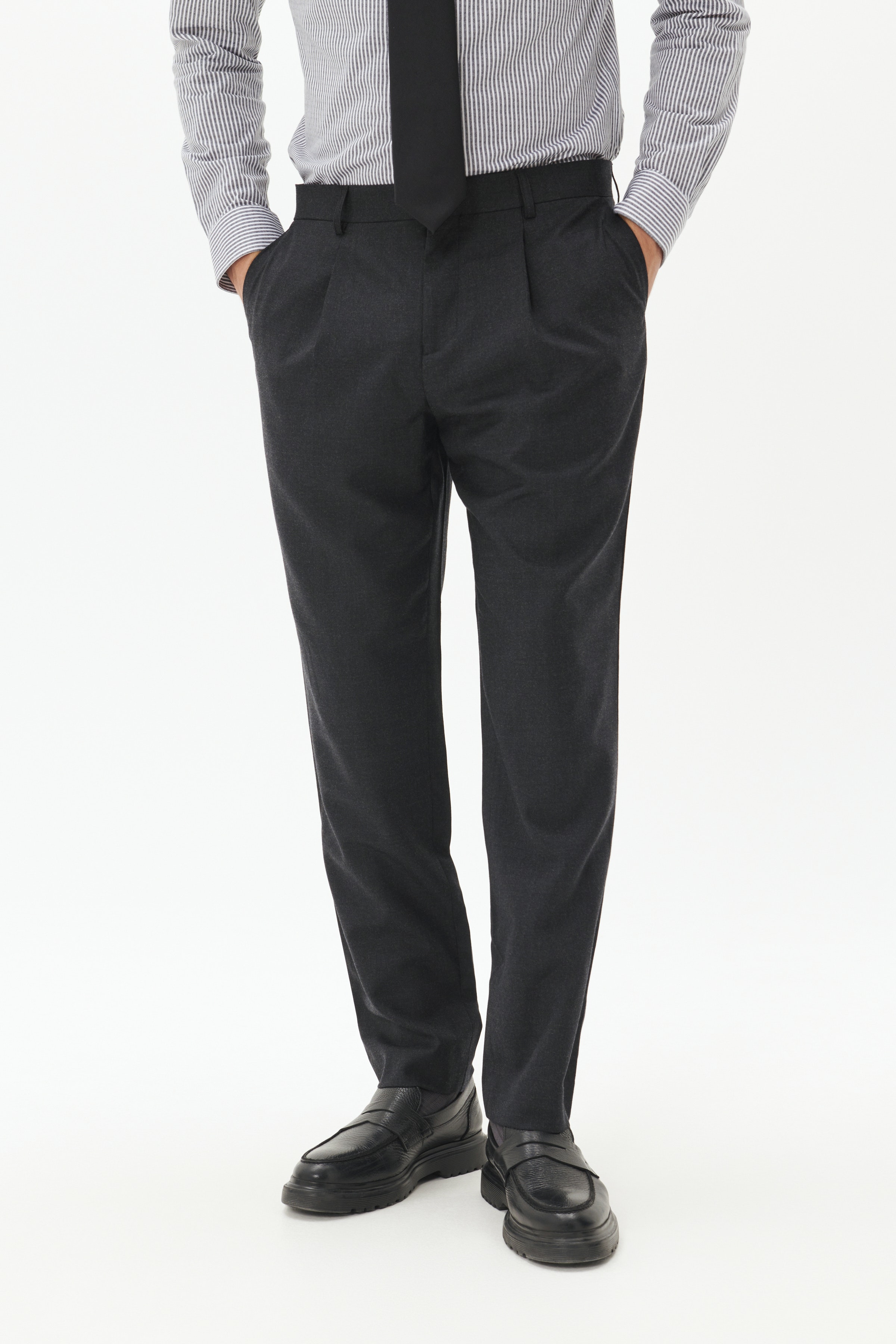 MAweller Broek LOOKBOOK FRONT 30207700-300270