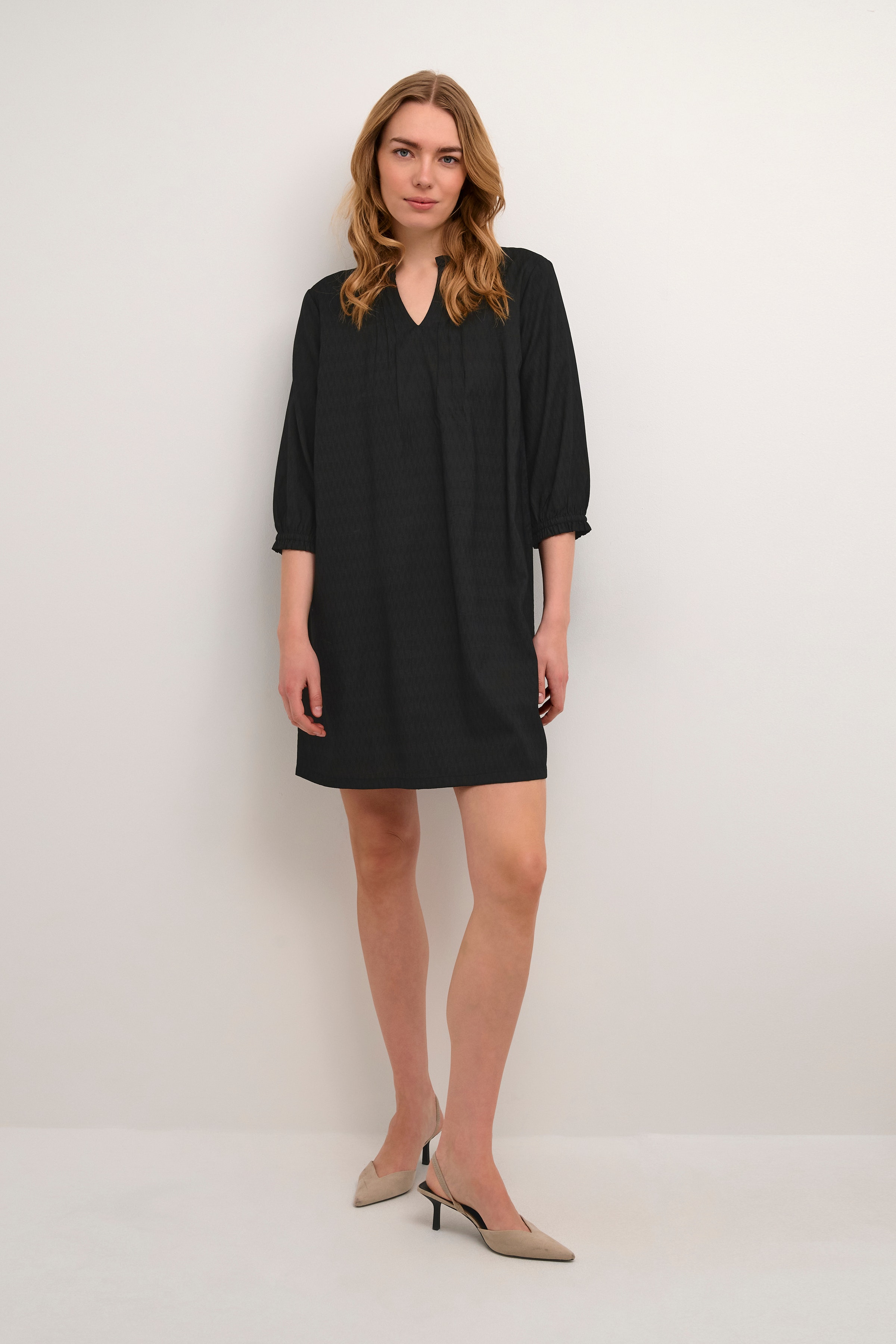 CRLiselin Robe LOOKBOOK FRONT 10611695-100120