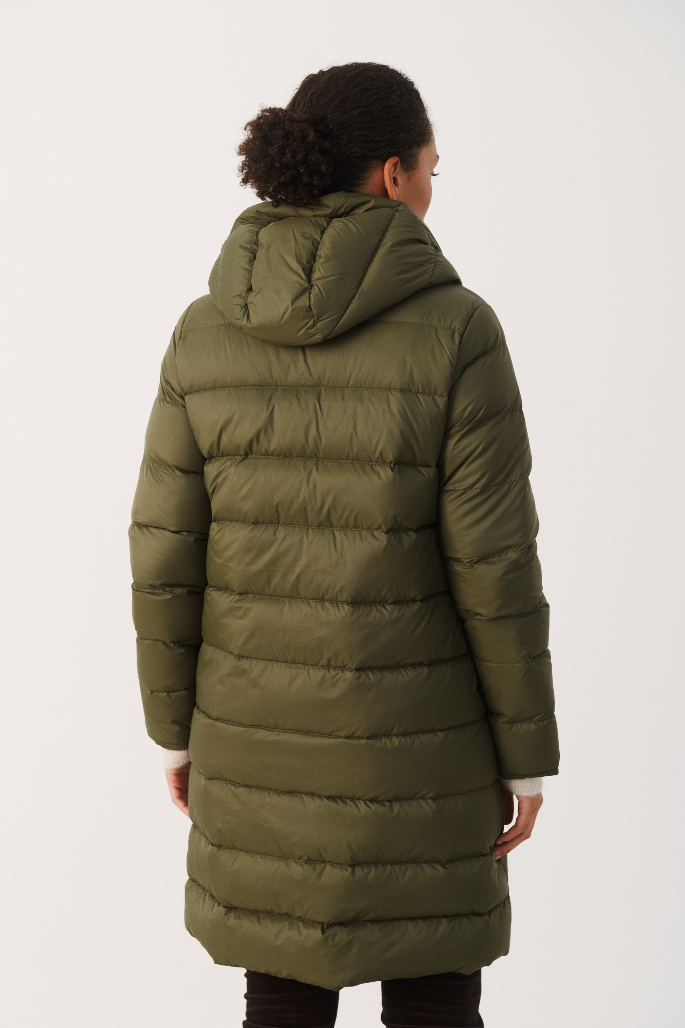 SanikaPW Outerwear LOOKBOOK BACK 30304564-190511