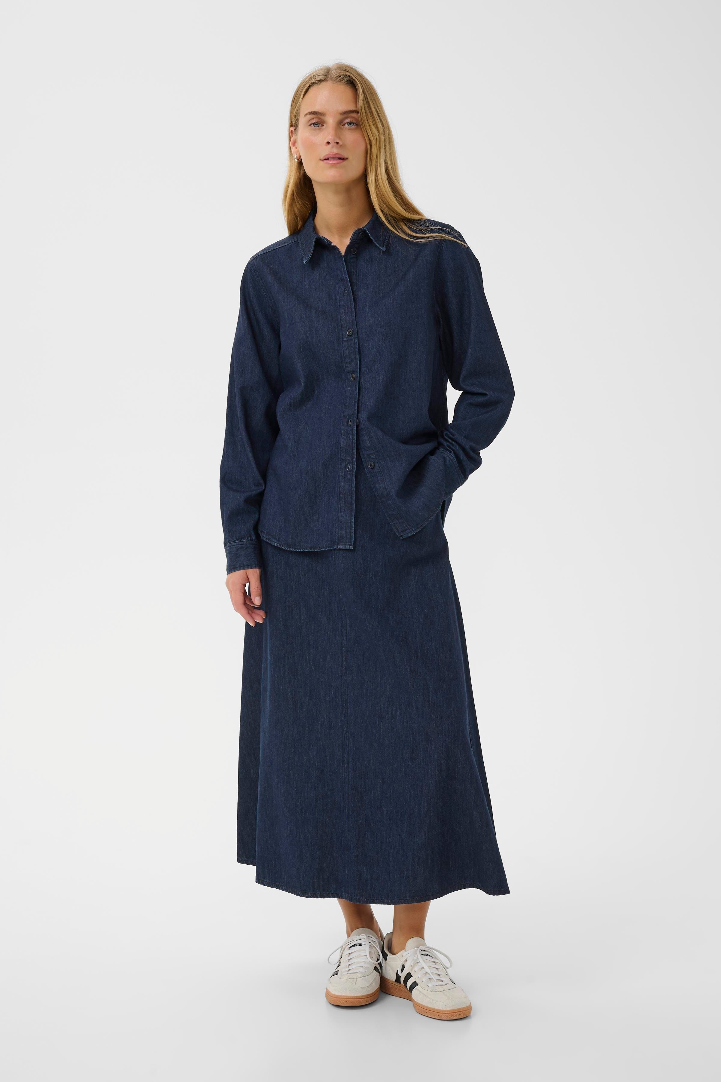 SarafiaPW Skjorta LOOKBOOK FRONT 30309970-300159