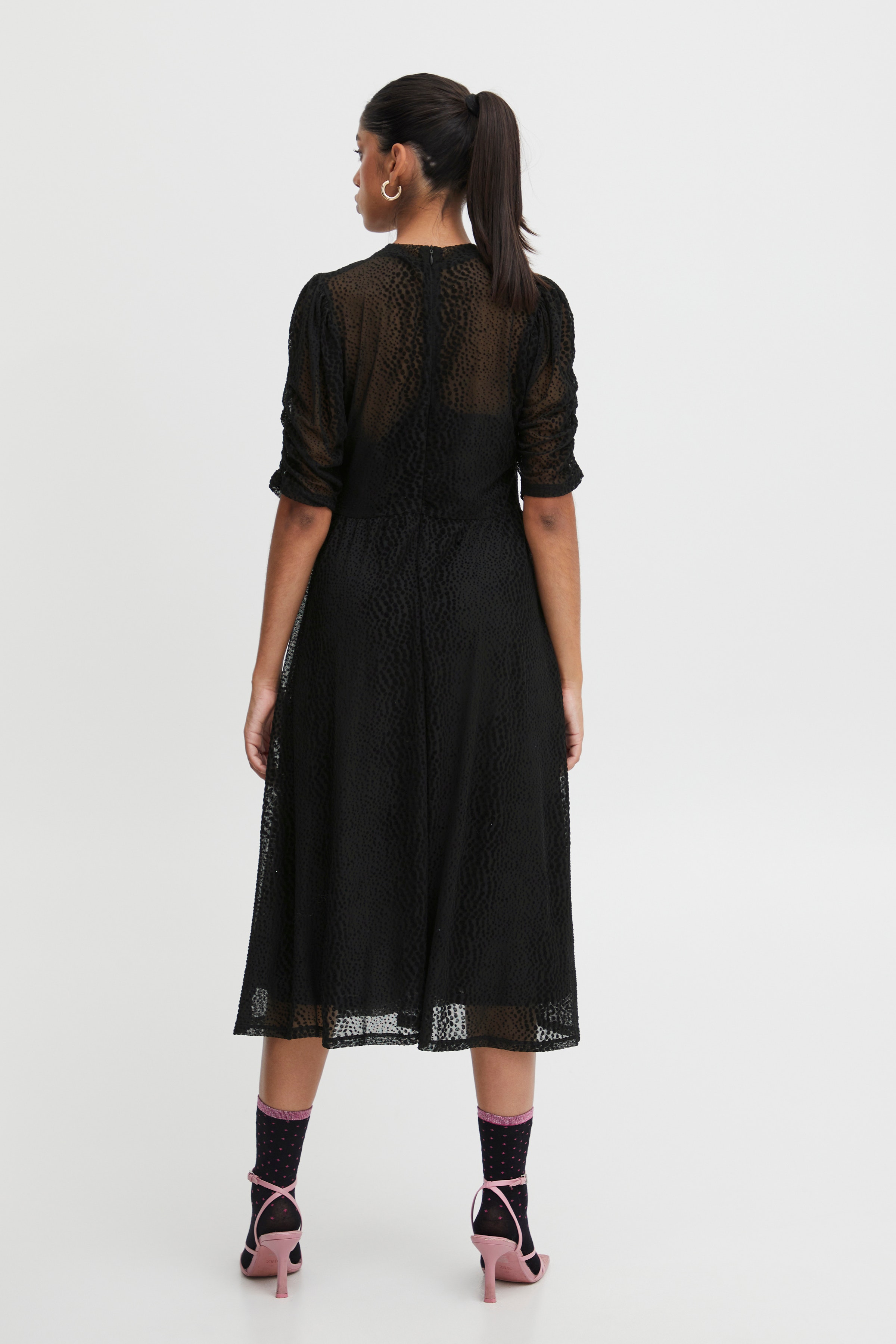 IHMELINA Kleid LOOKBOOK BACK 20117706-194008