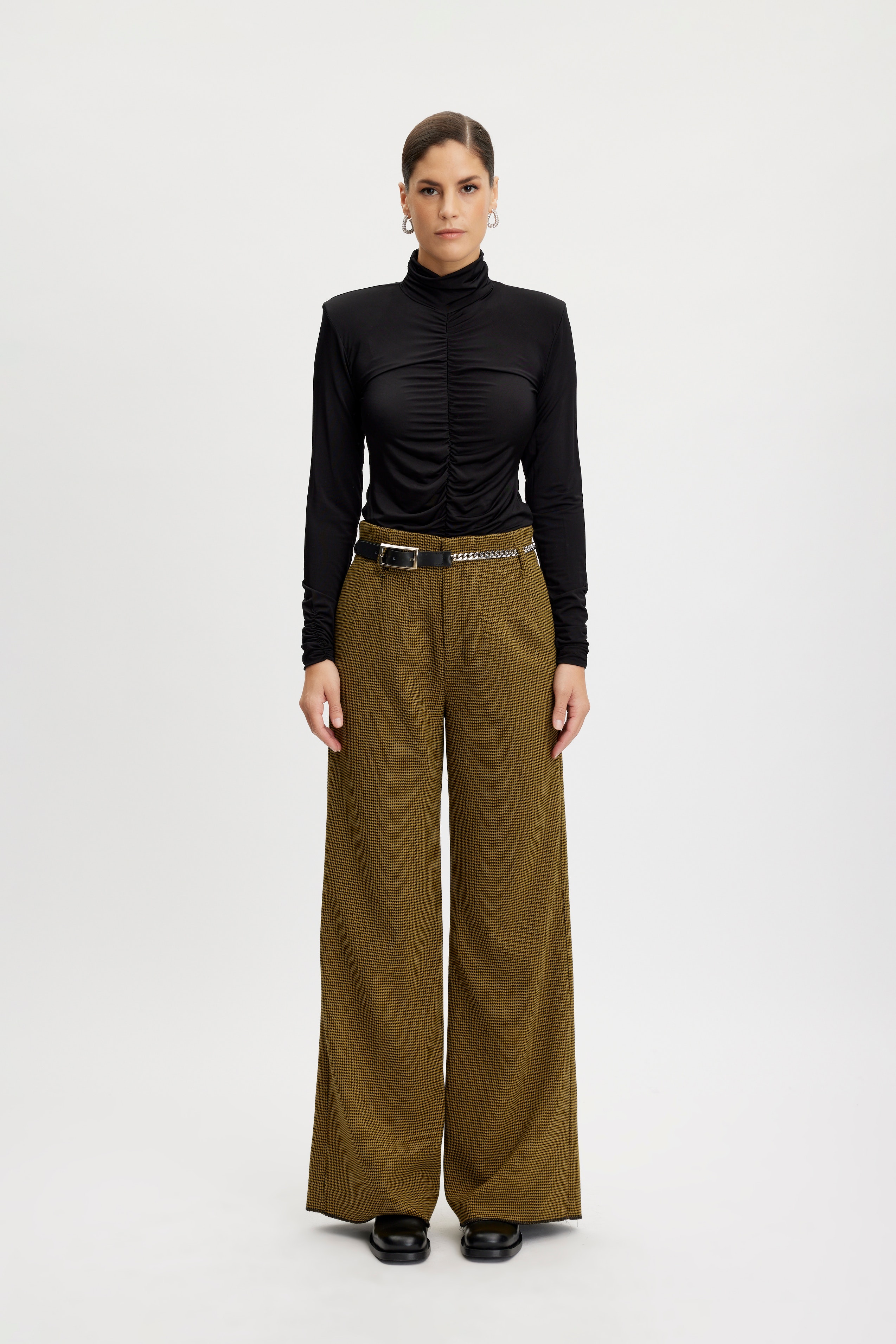 FrayaGZ Trousers LOOKBOOK FRONT 10908268-104829