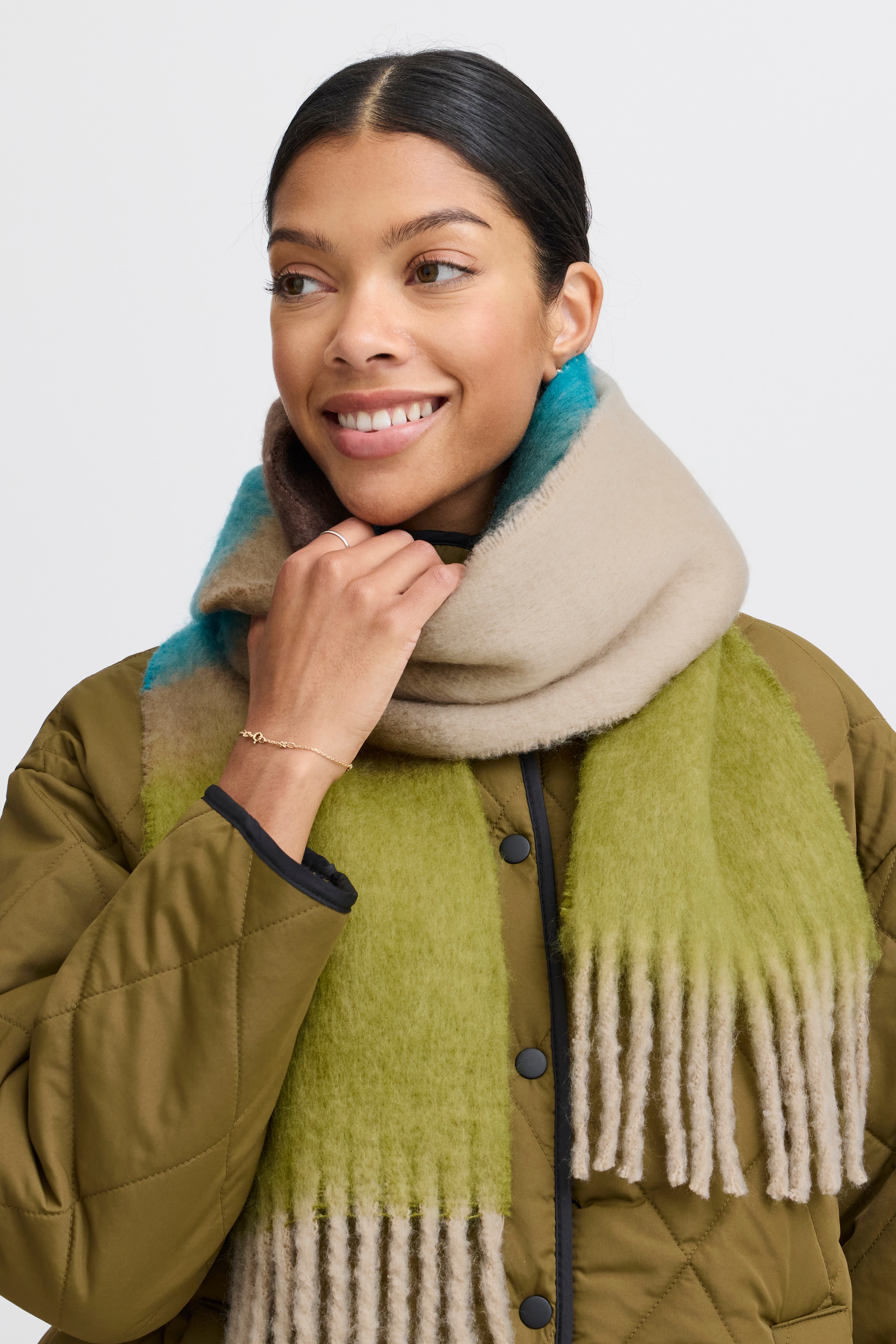 BAVATHAYA Skjerf LOOKBOOK DETAIL 20815781-203637