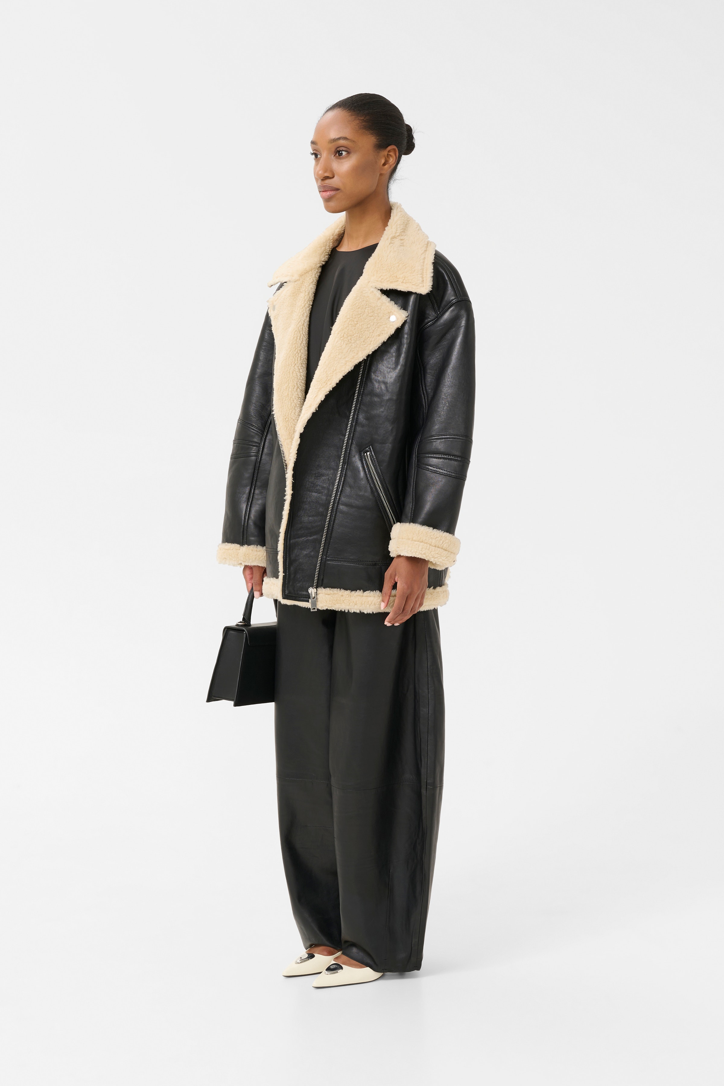 GZShilina Outerwear LOOKBOOK FRONT 10910336-100017