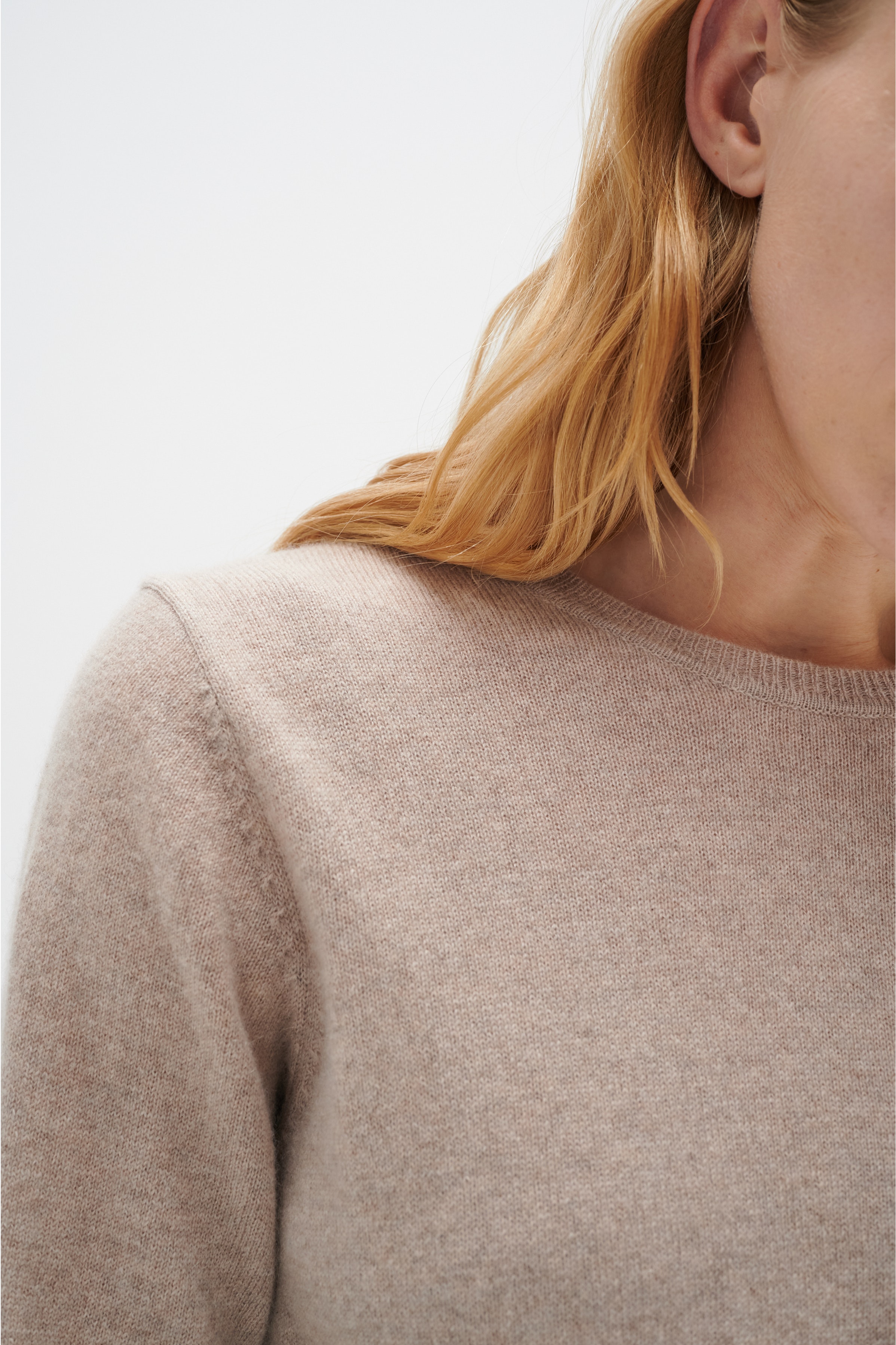 LukkaIW Crew-neck Kashmir Pullover LOOKBOOK DETAIL 30107629-10110