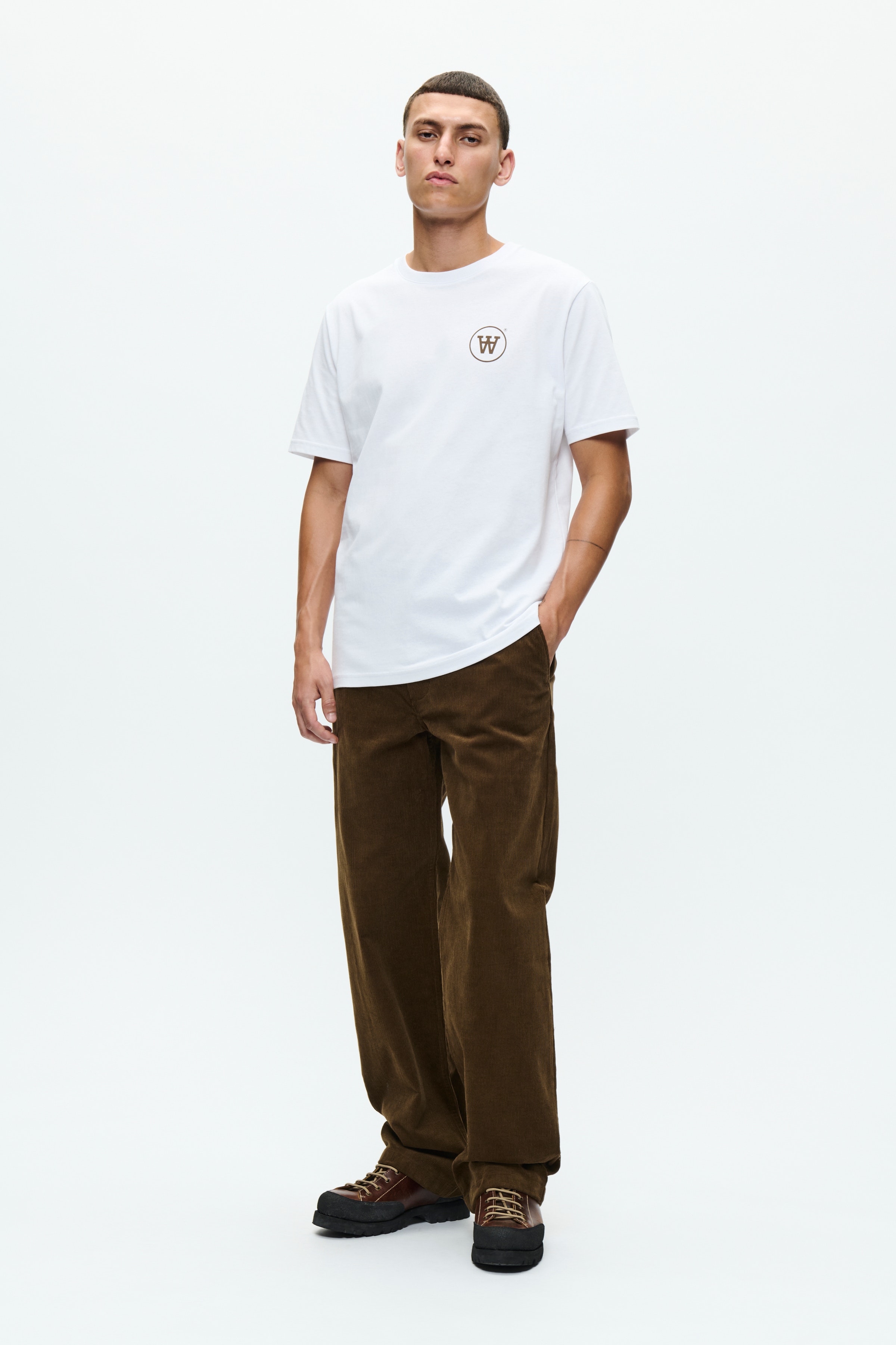 WWAce T-shirt LOOKBOOK FRONT 30251844-110601