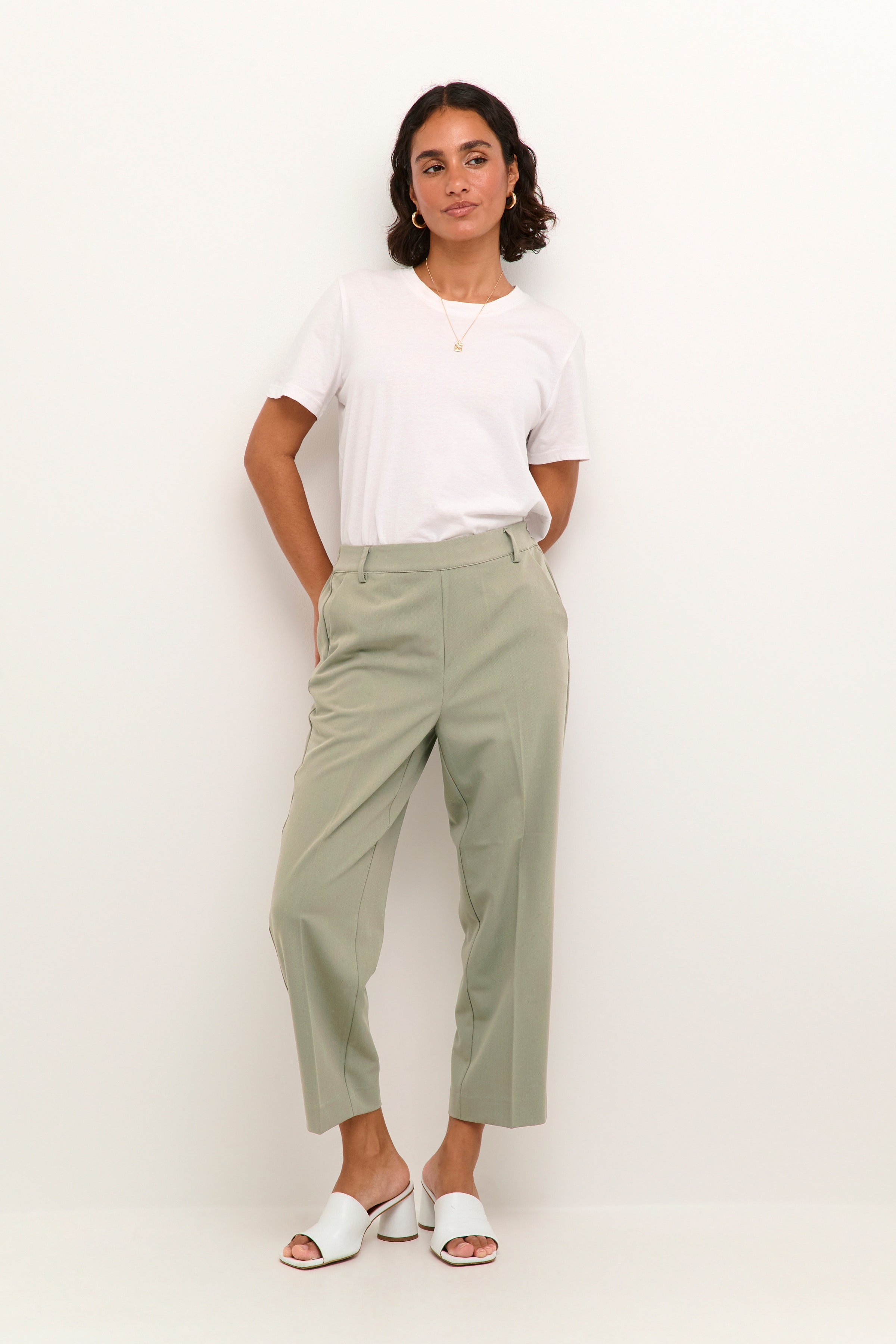 KAsakura Trousers LOOKBOOK FRONT 10506127-170613