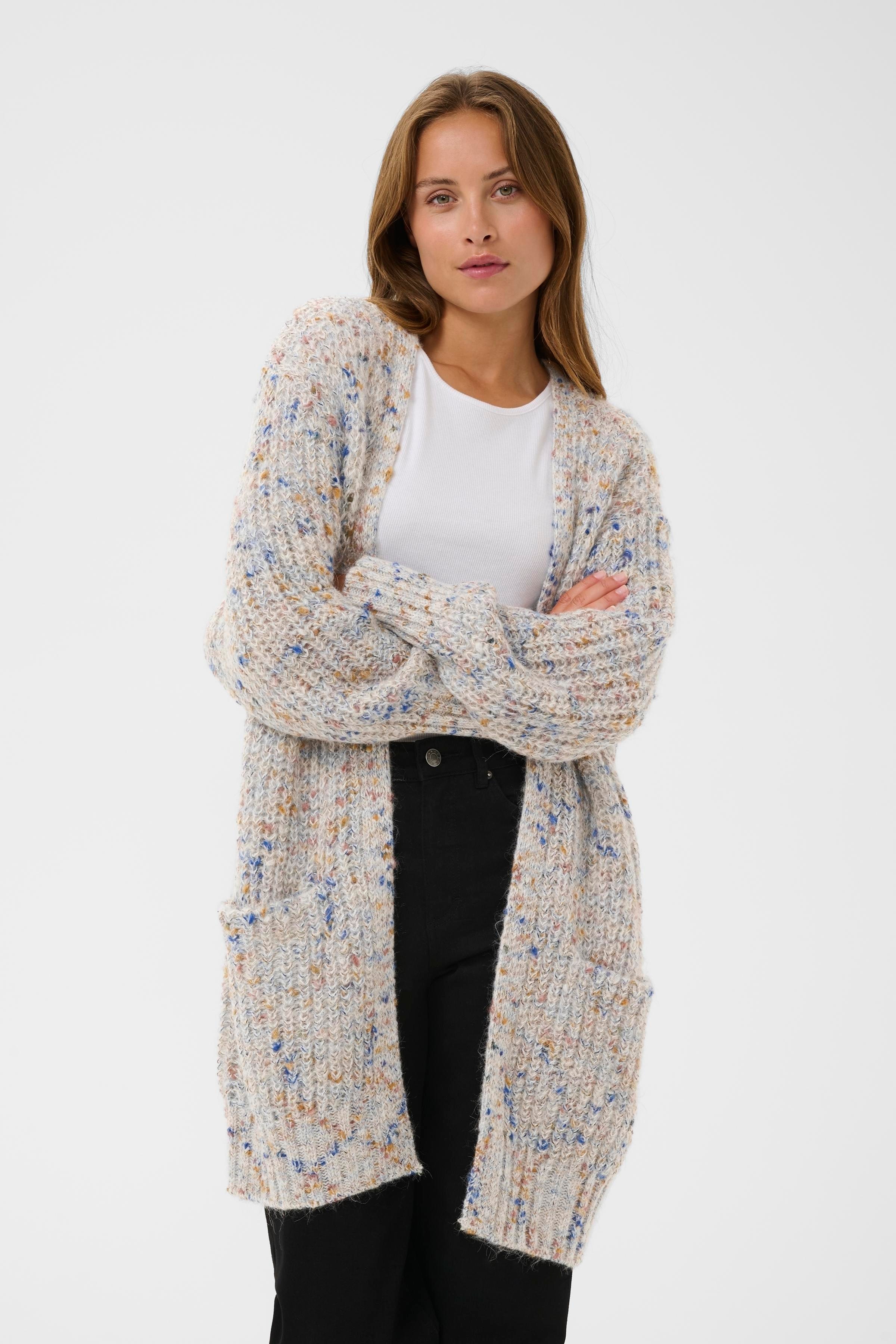 KAeira Cardigan LOOKBOOK FRONT 10511329-109022