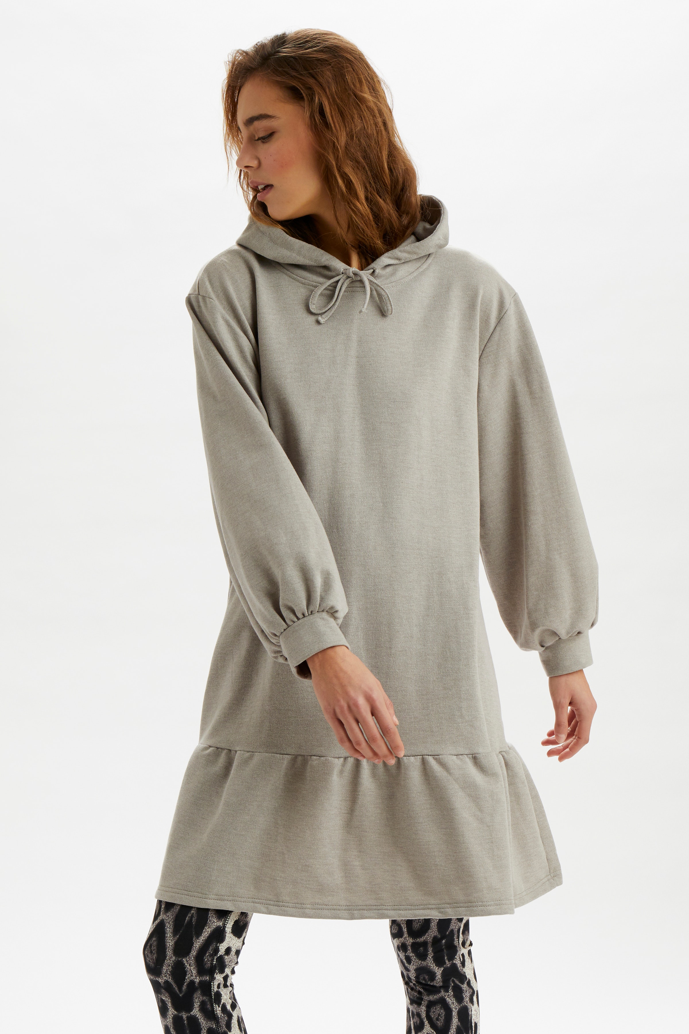 CRTalli Sweatshirt LOOKBOOK FRONT 10650612-1713121