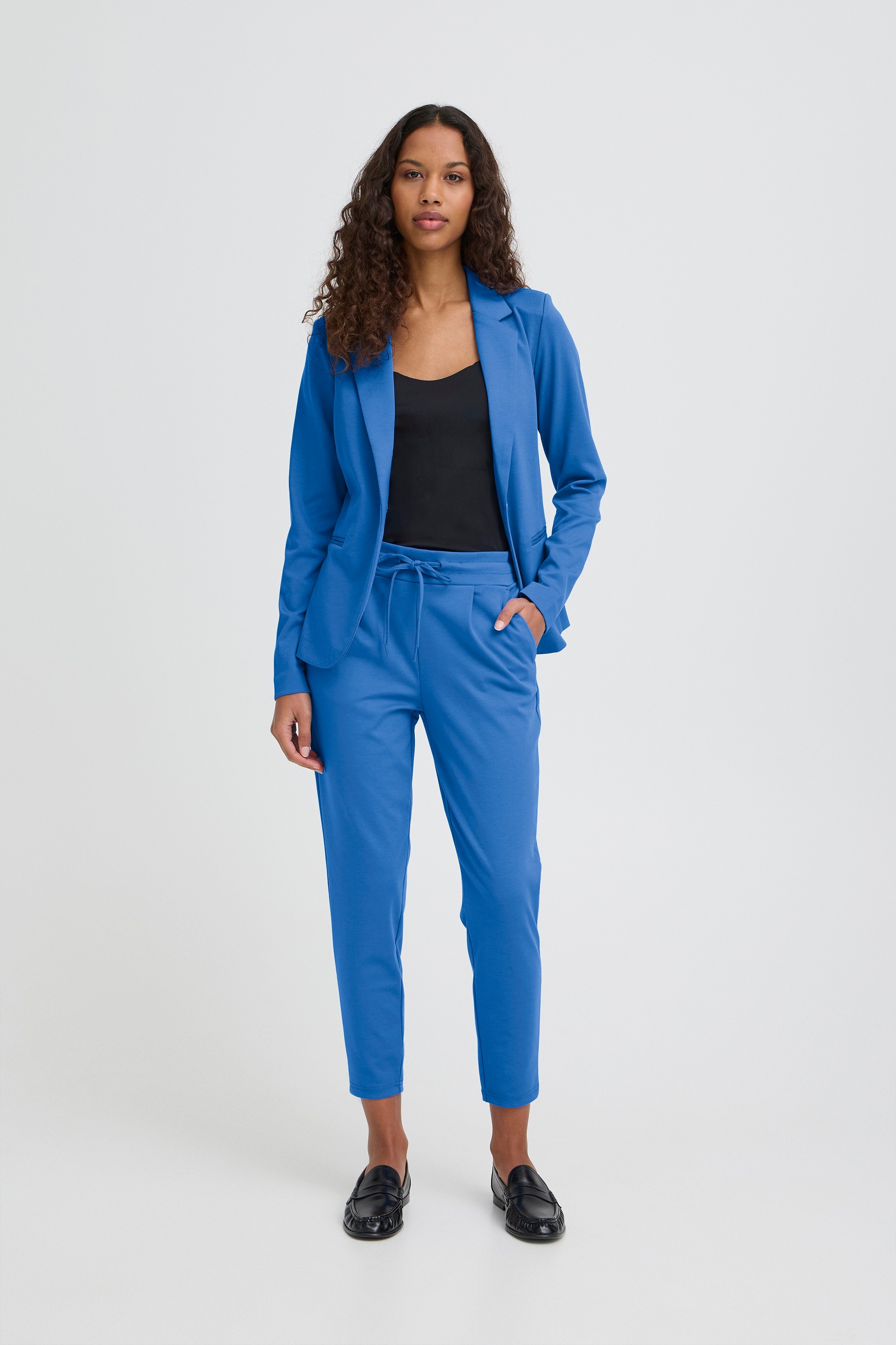 IHKATE Hose LOOKBOOK FRONT 20104757-184048