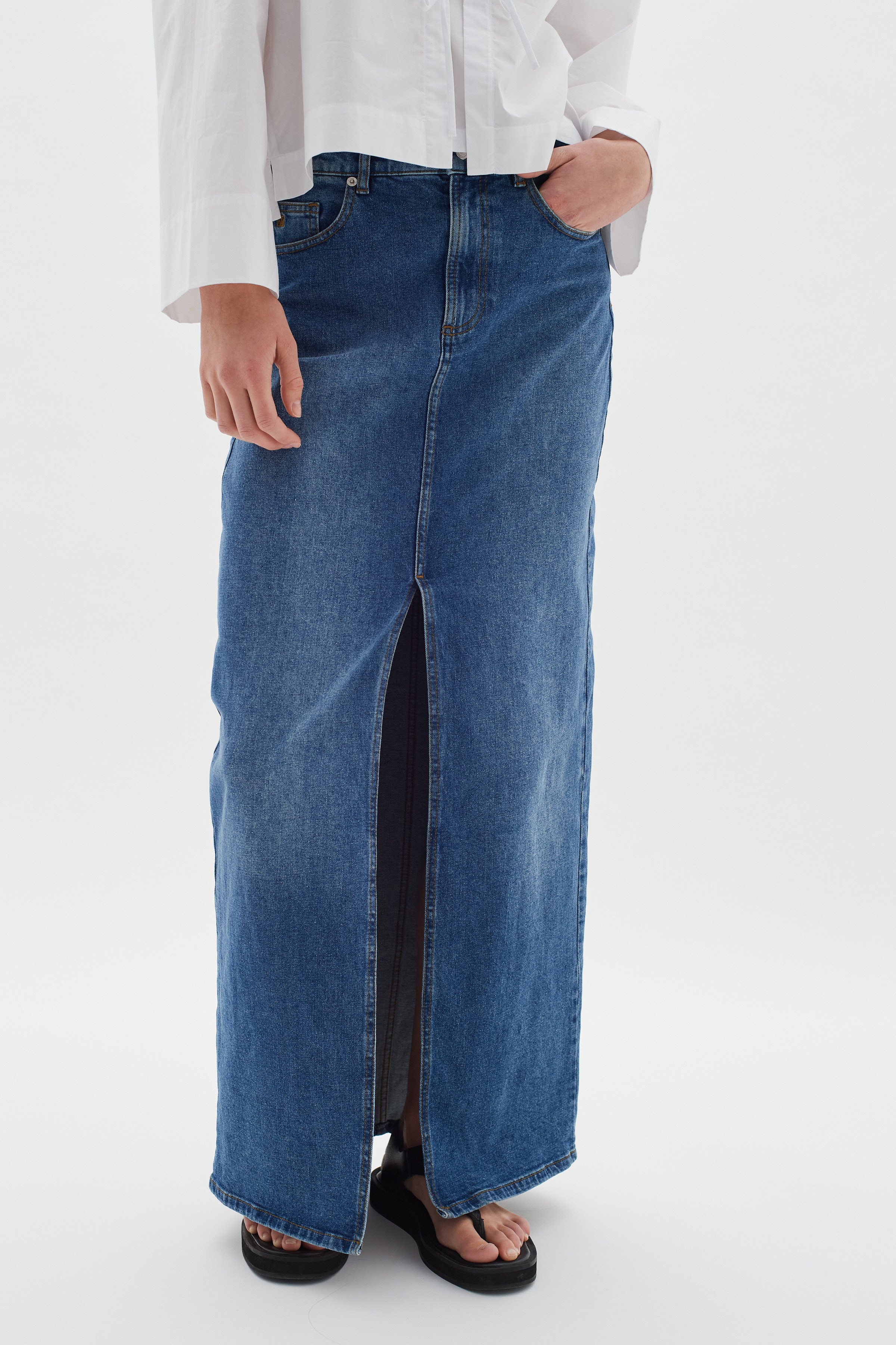 PheifferIW Long Denim Skjørt LOOKBOOK FRONT 30109258-301979