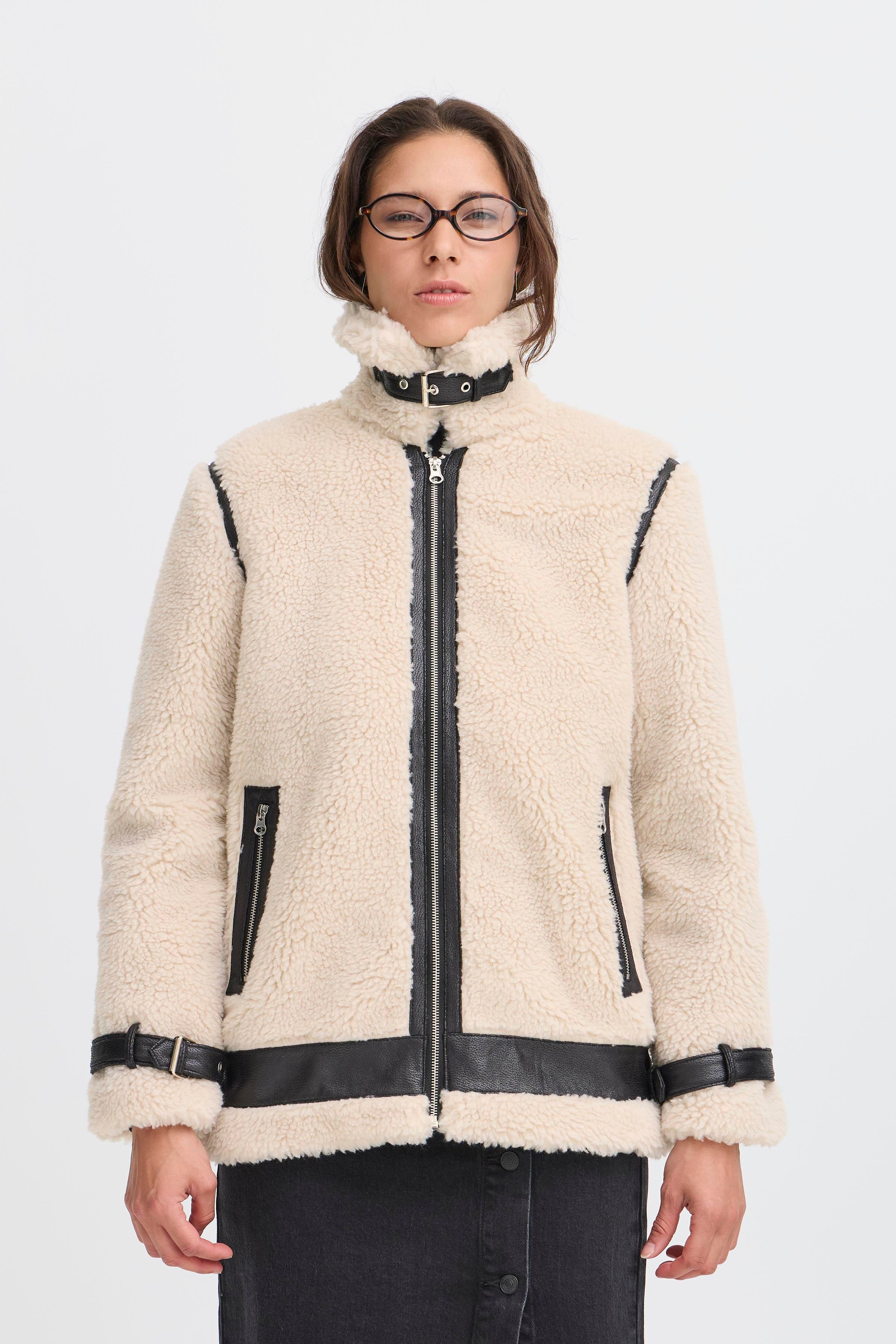 BYAVONA Yttertøy LOOKBOOK FRONT 20816104-130905