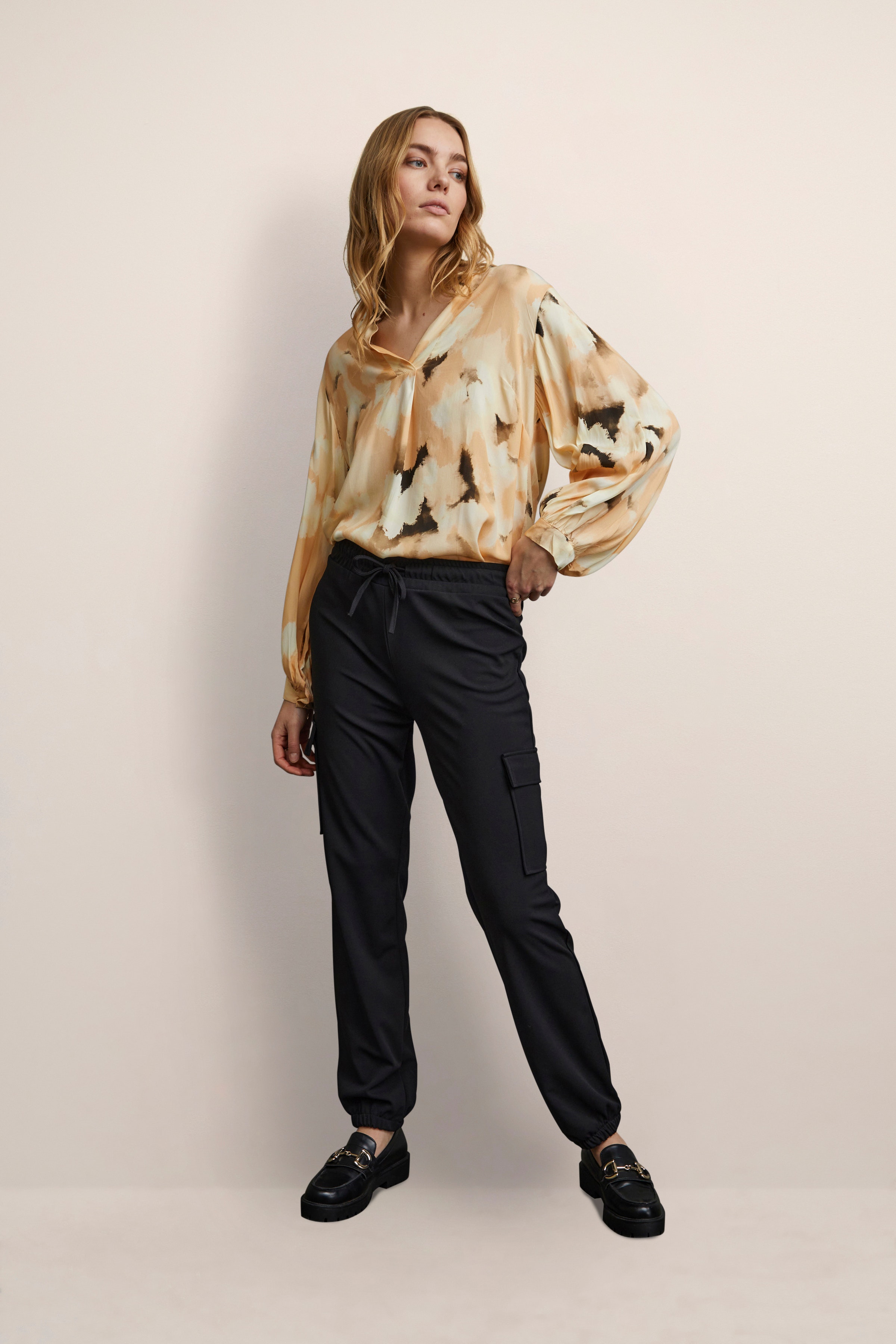 SBSCUB Trousers LOOKBOOK FRONT 22100044-10001