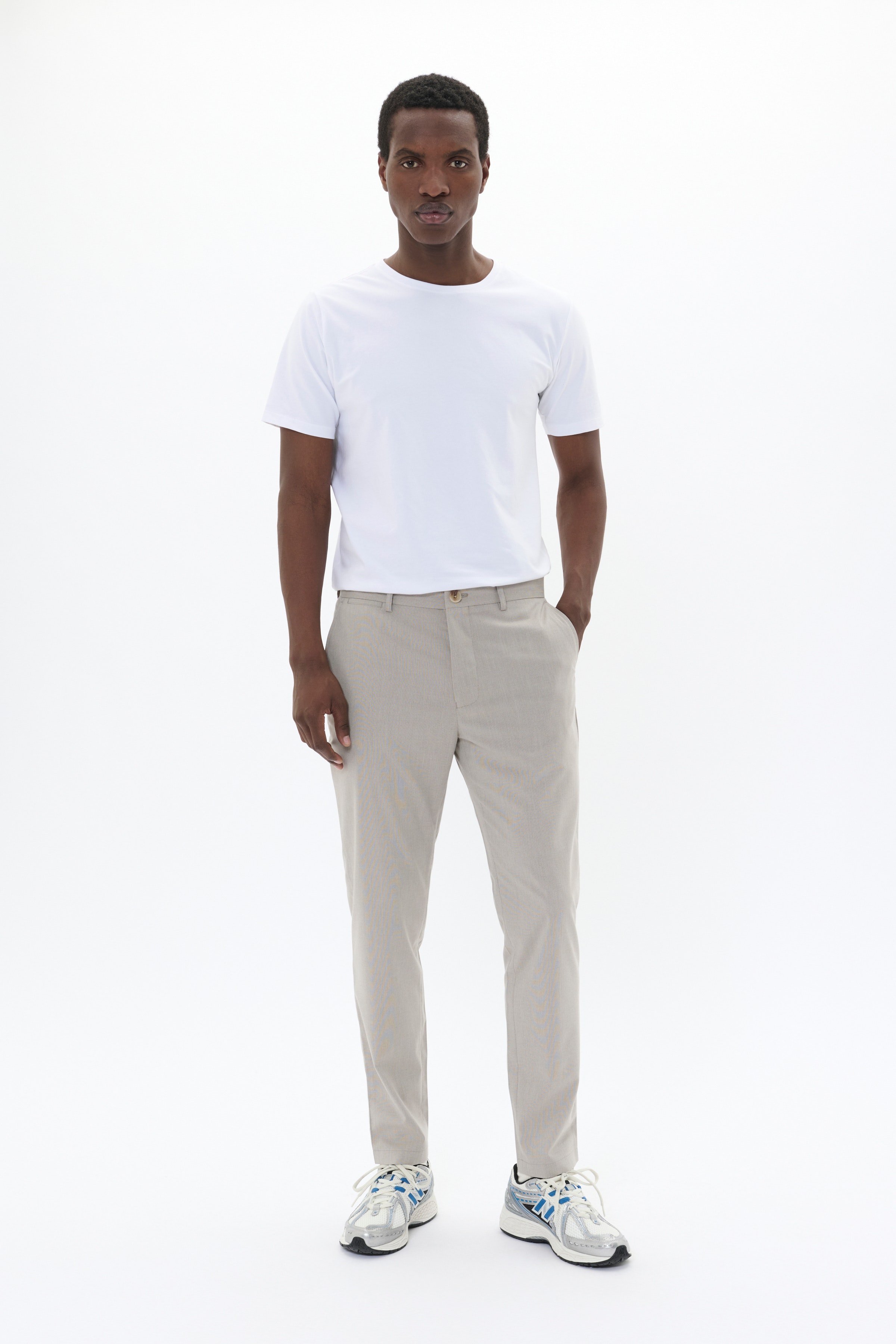 MALiam Trousers LOOKBOOK FRONT 30208050-1611051