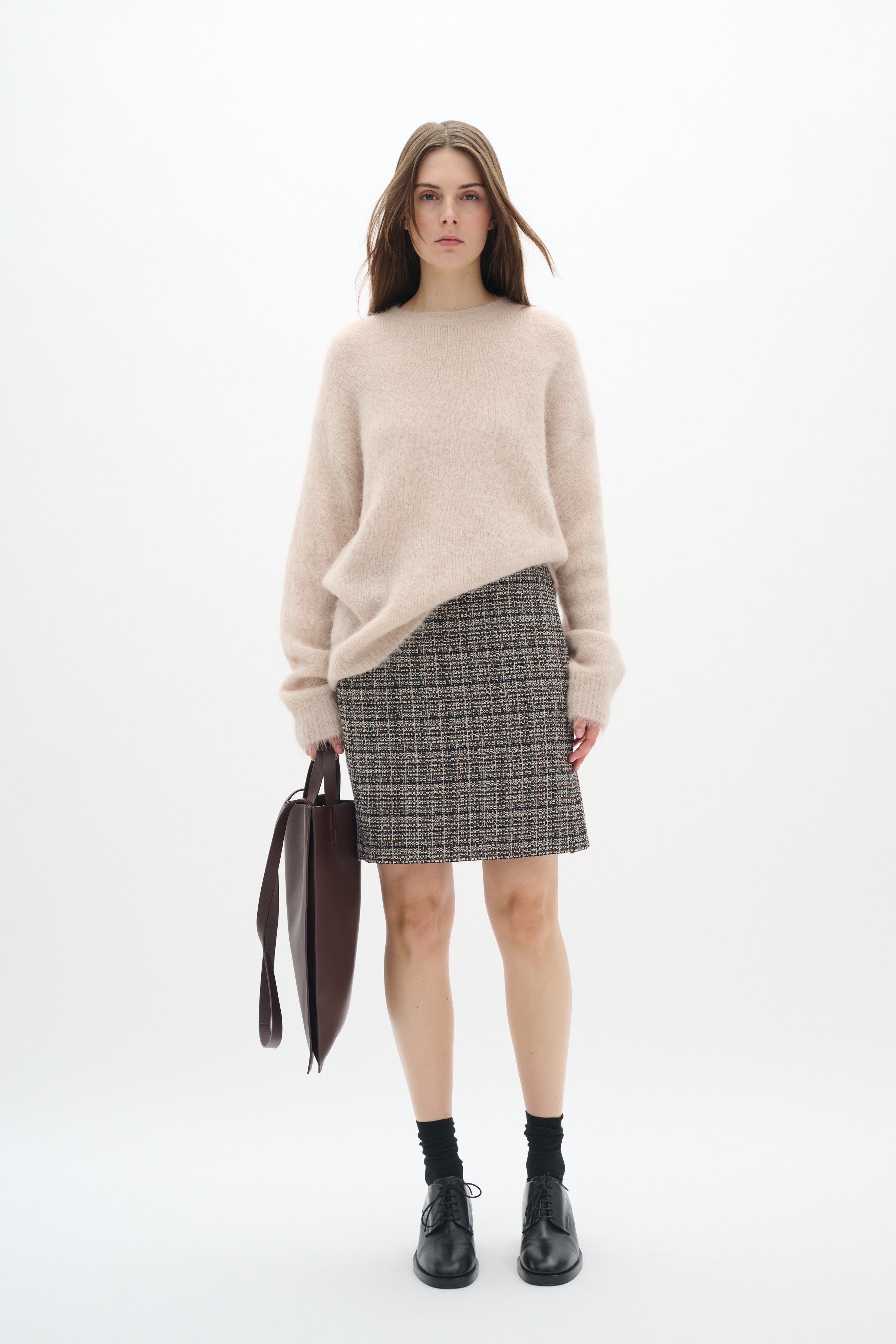 YaraIW Skirt LOOKBOOK FRONT 30109820-300313