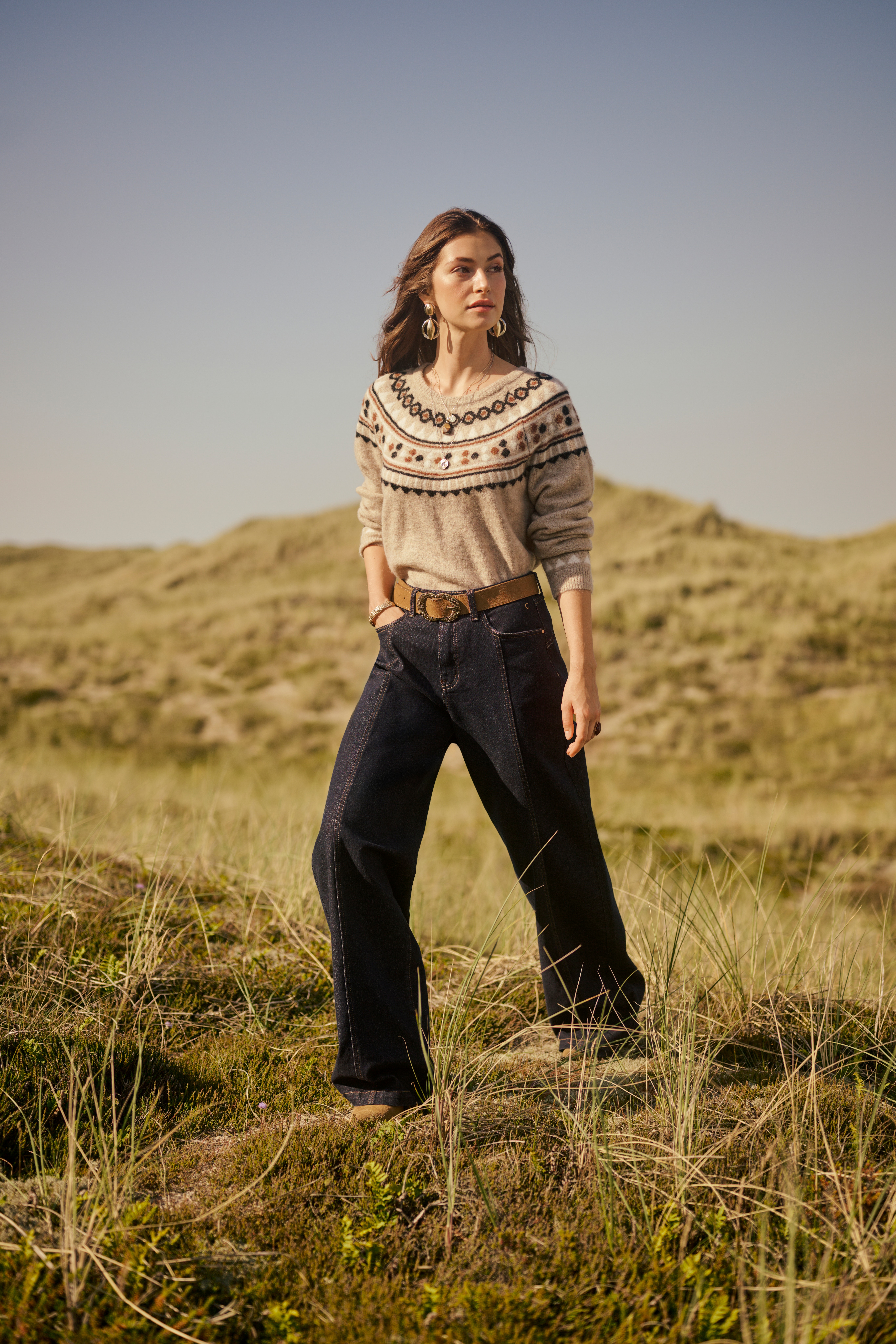 CRCherrie Pullover LOCATION NONE 10614328-1614071