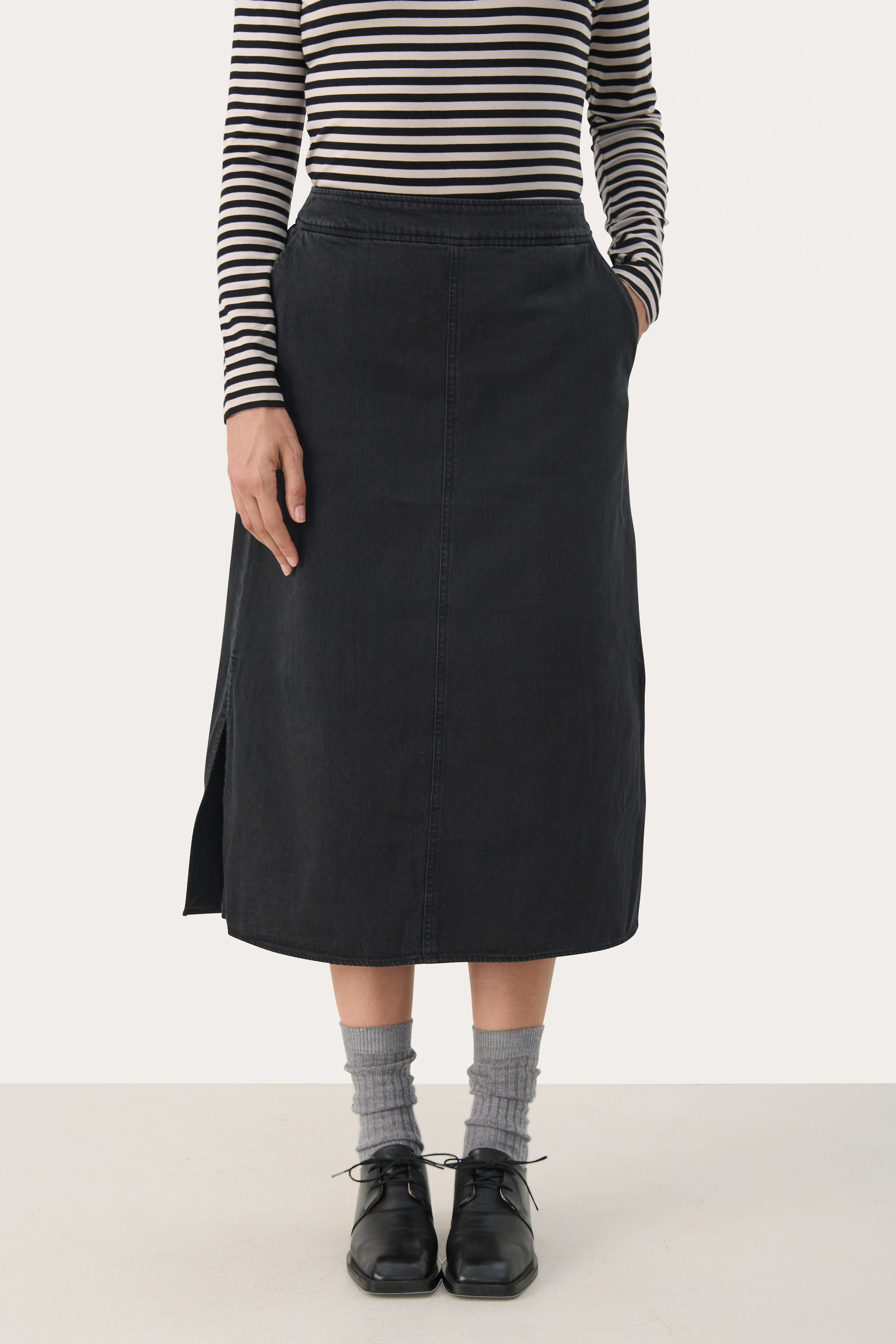 LizziePW Denim Kjol LOOKBOOK FRONT 30308878-300148