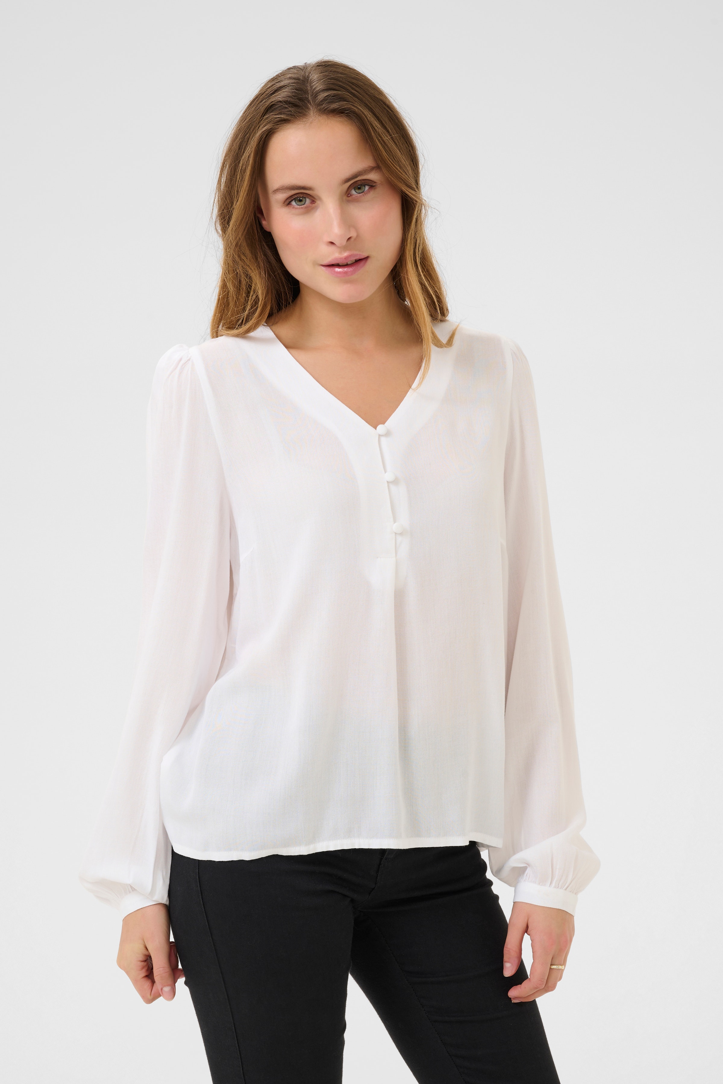 BPlouize Blouse LOOKBOOK FRONT 10590897-110602B