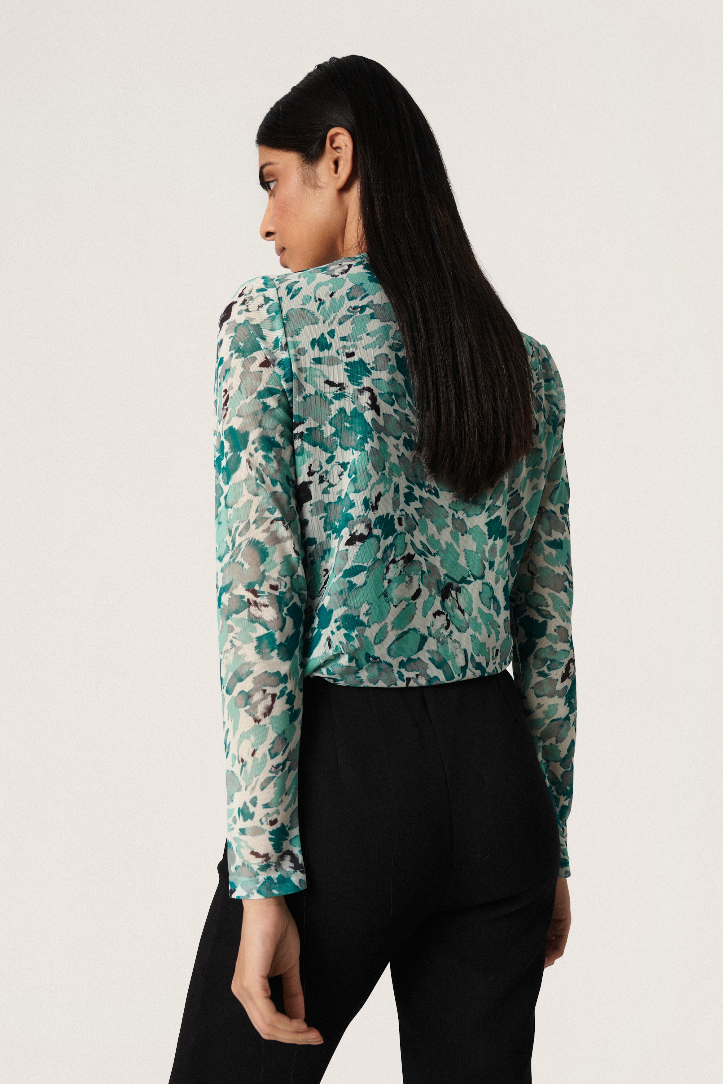 SLDemara T-shirt LOOKBOOK BACK 30406473-301714