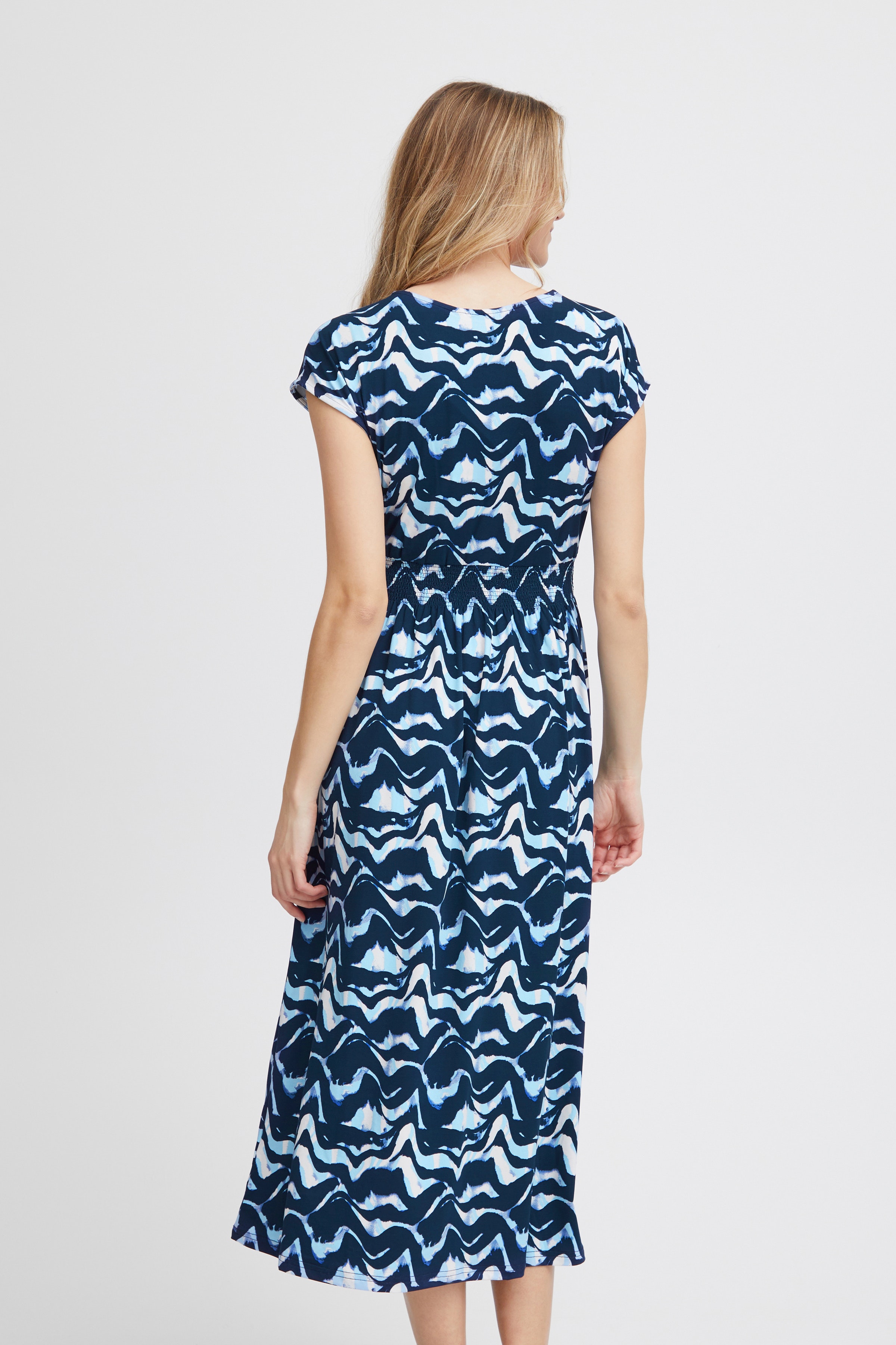 FRSEEN Kjole LOOKBOOK BACK 20614007-203156