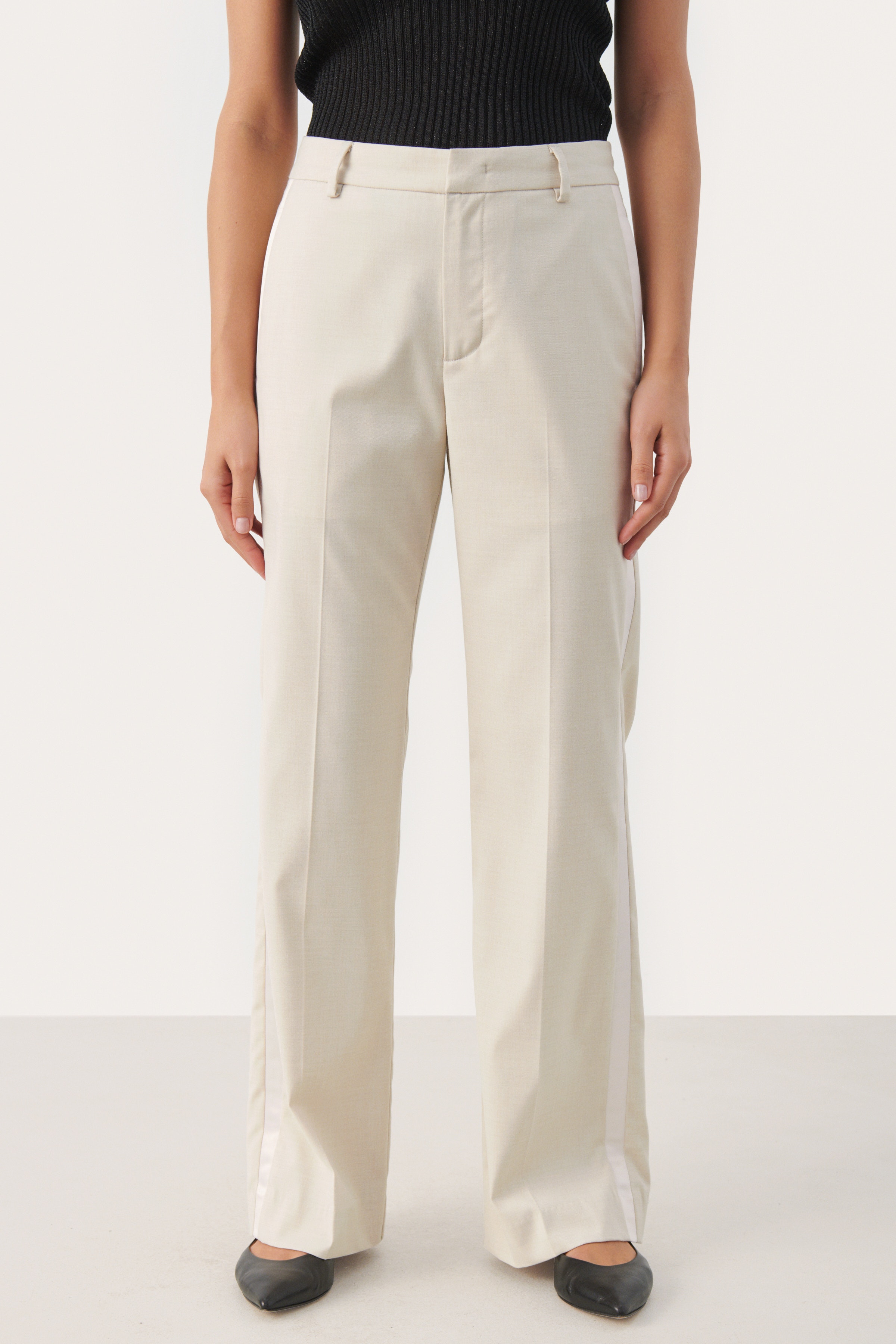 DaliaPW Trousers LOOKBOOK FRONT 30308122-120304