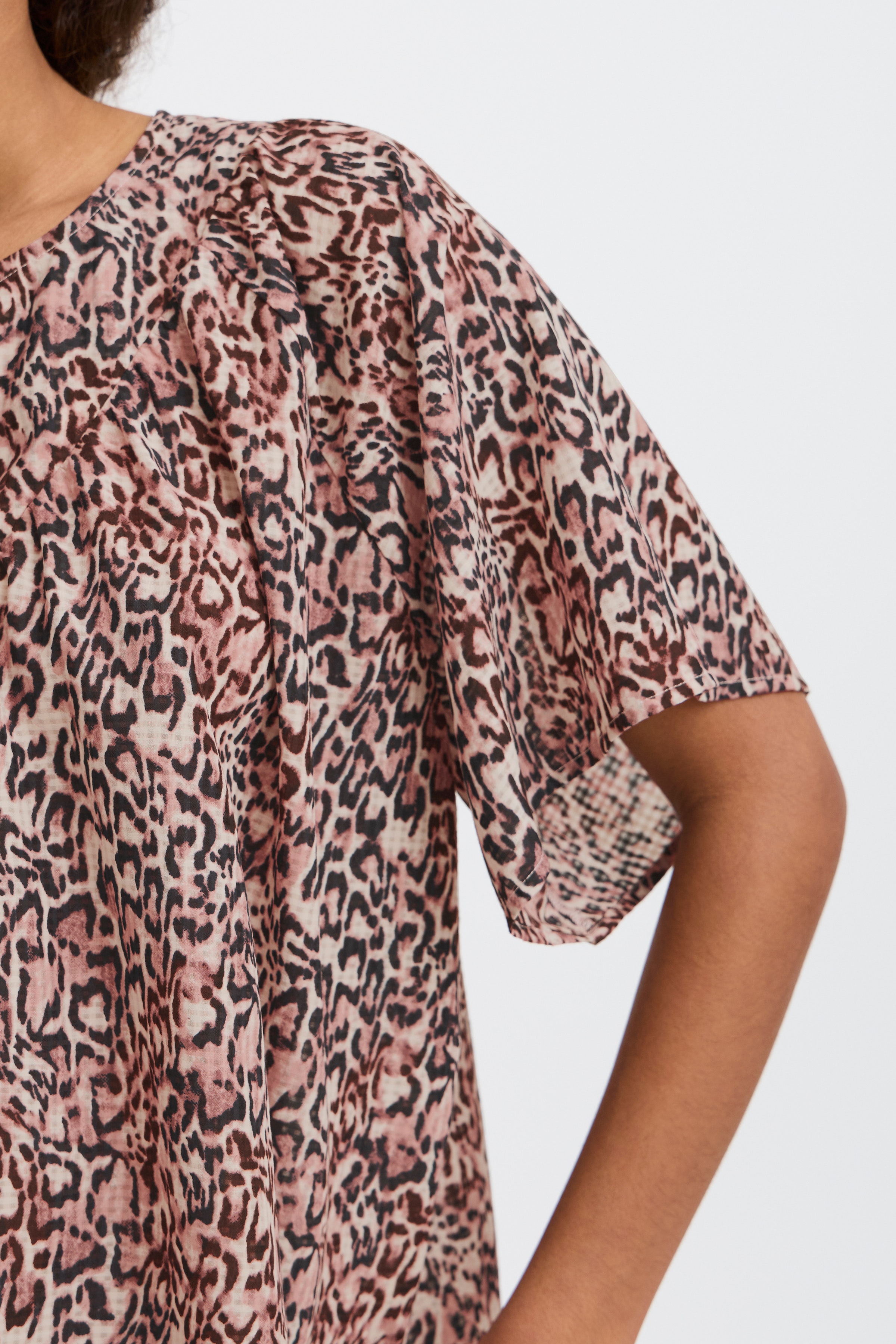 IHSAFARY Blouse met korte mouwen LOOKBOOK DETAIL 20122346-203979