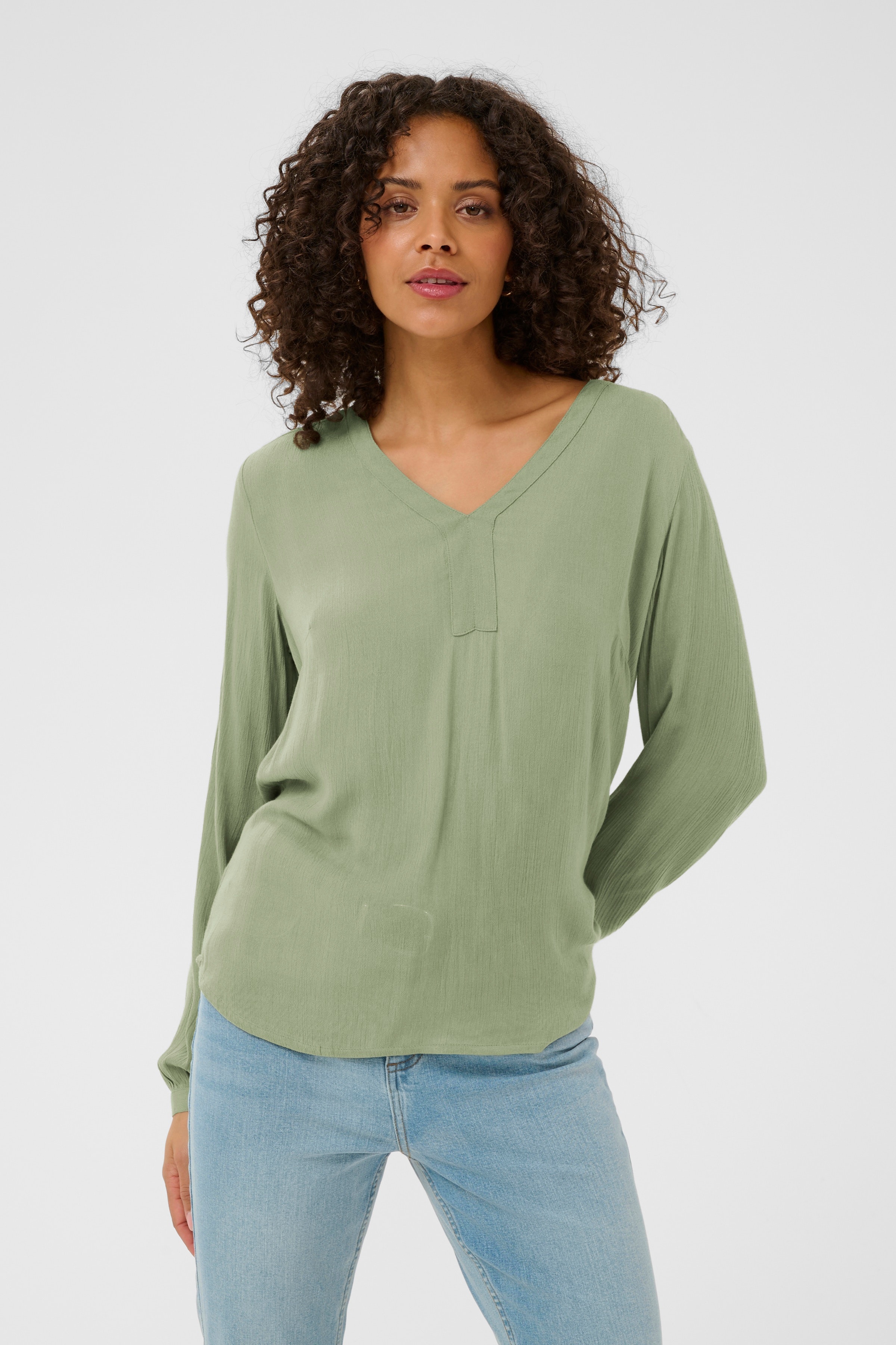 KAamber Blouse LOOKBOOK FRONT 501032-176212