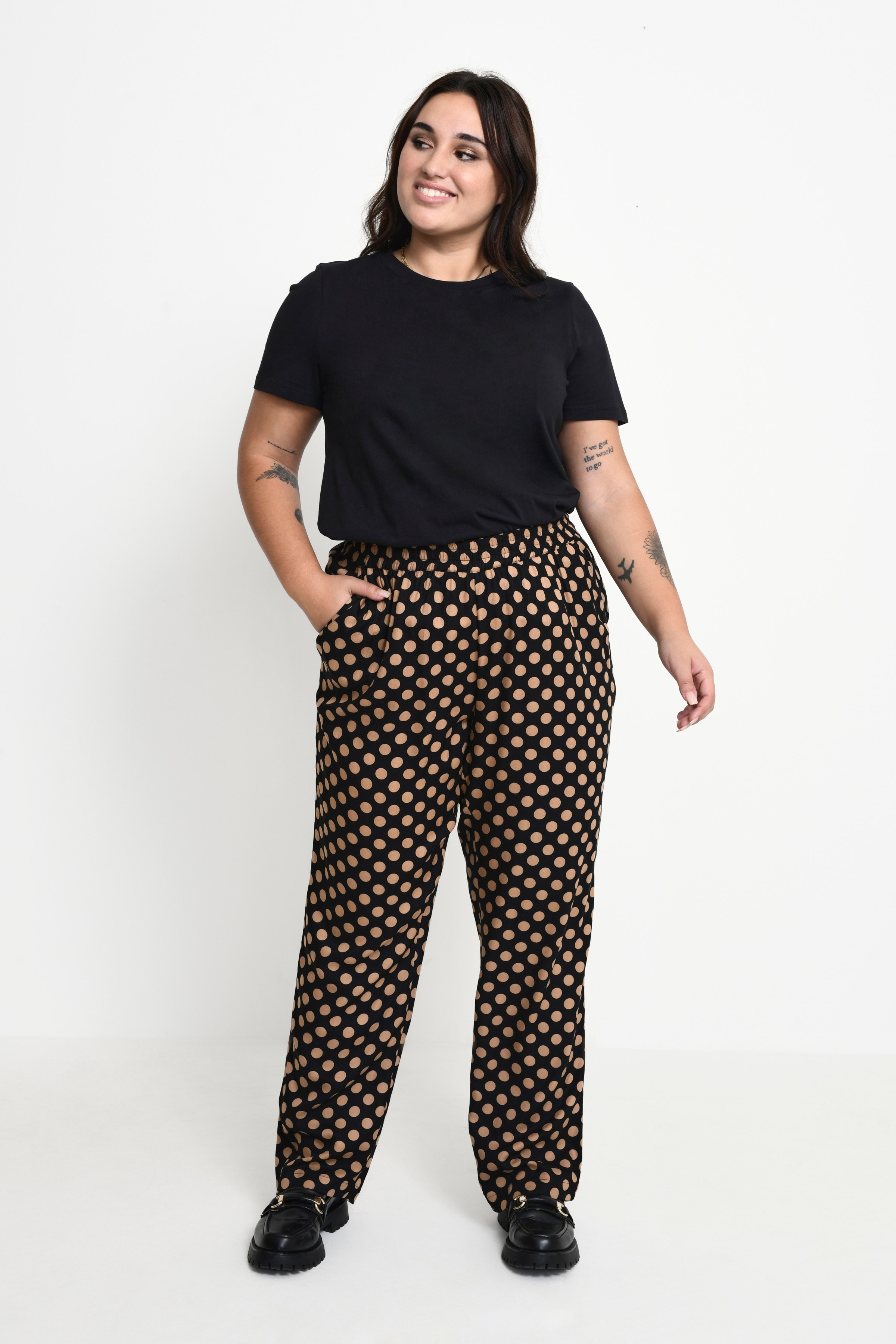 KCdotta Casual byxor LOOKBOOK FRONT 10581039-103295