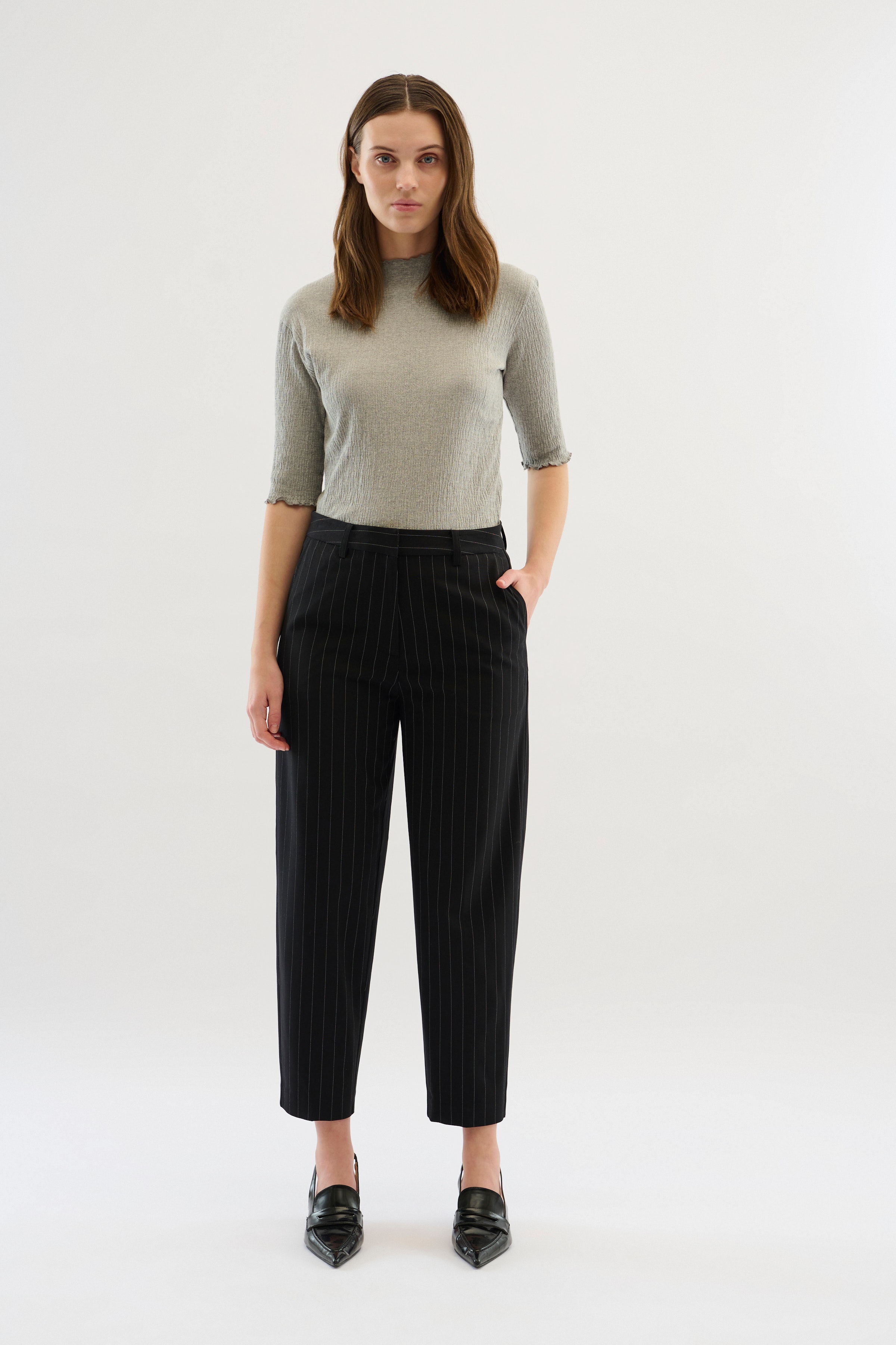 KBMilano Trousers LOOKBOOK FRONT 10104991-194008