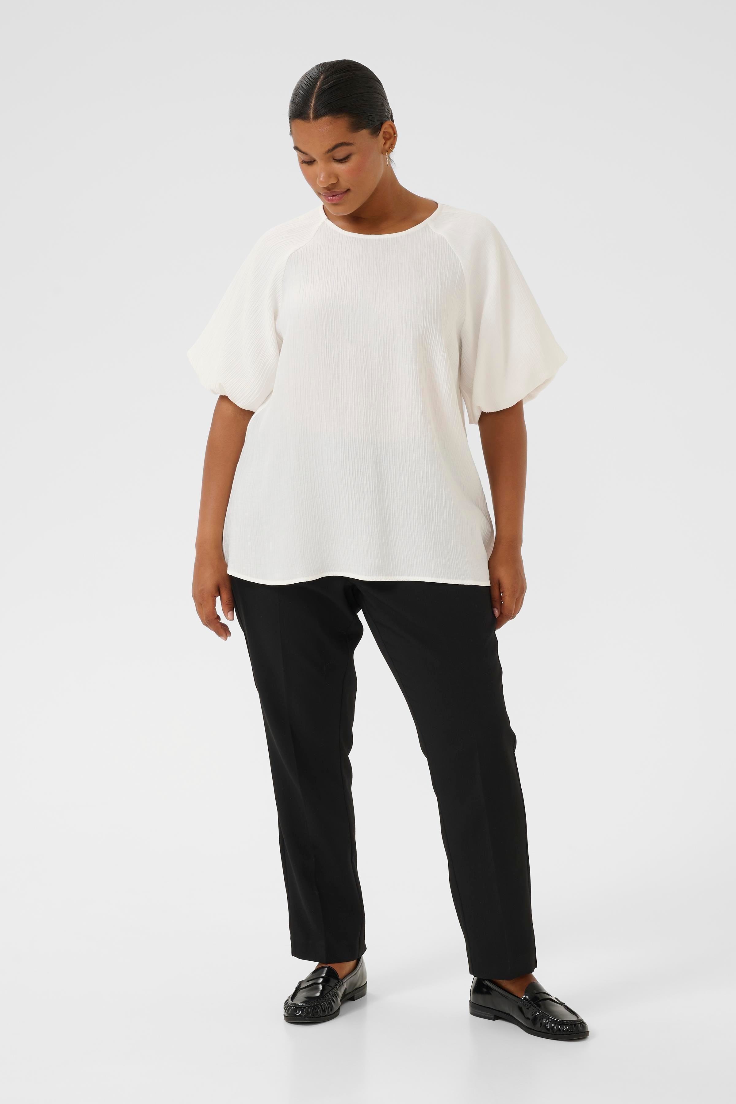 KCgirla Bluse LOOKBOOK FRONT 10583630-106482