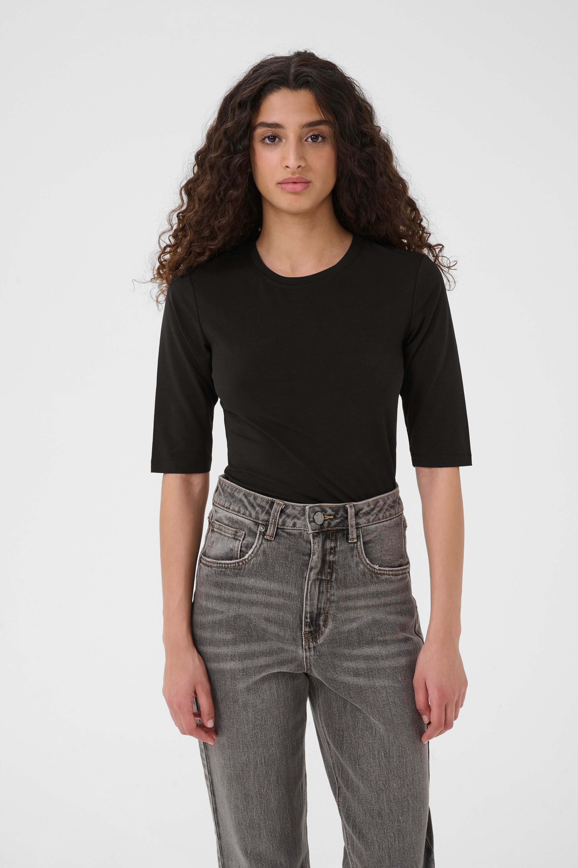 GZmida T-shirt LOOKBOOK FRONT 10910957-100017