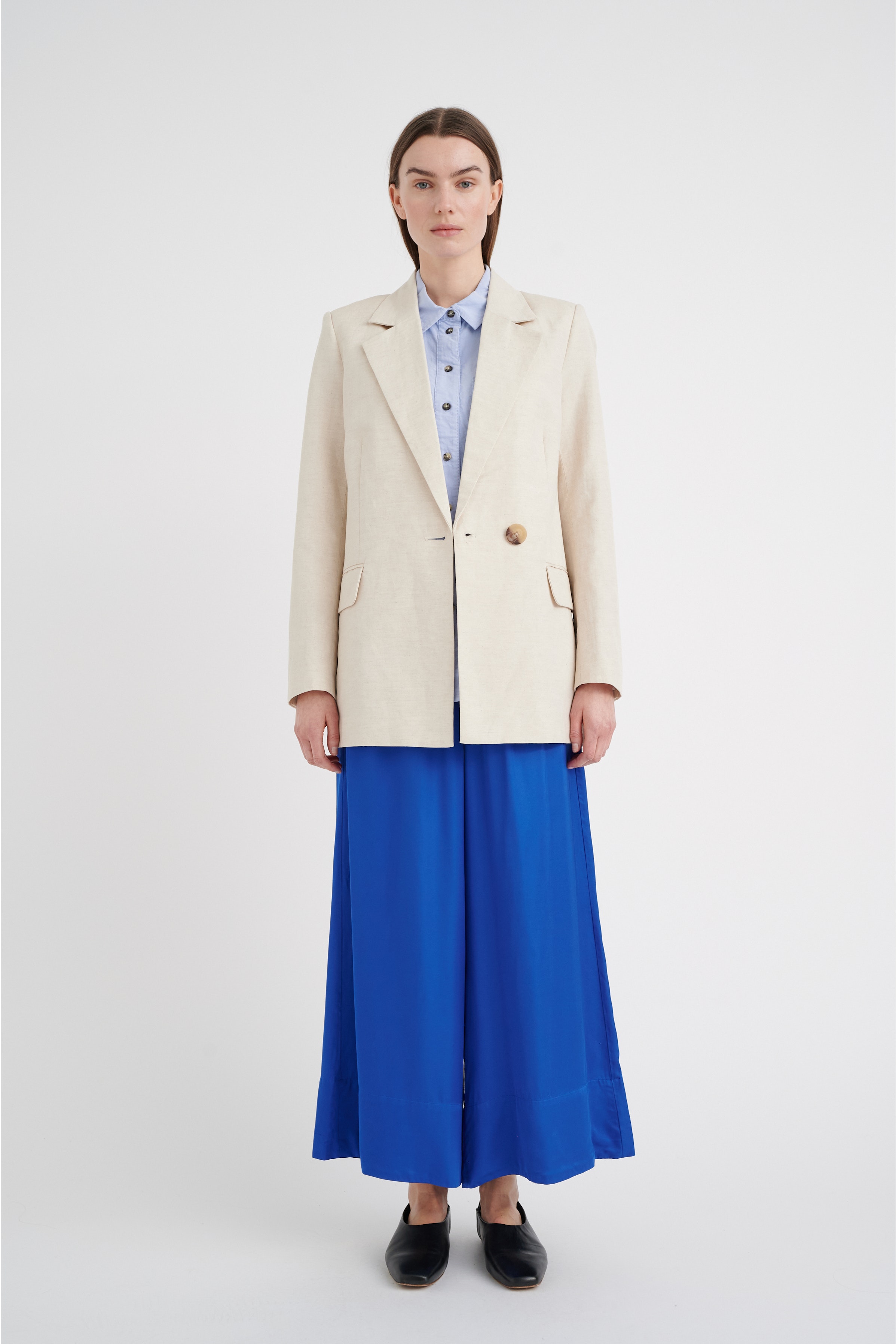 RosalineIW Hose LOOKBOOK FRONT 30107339-193952