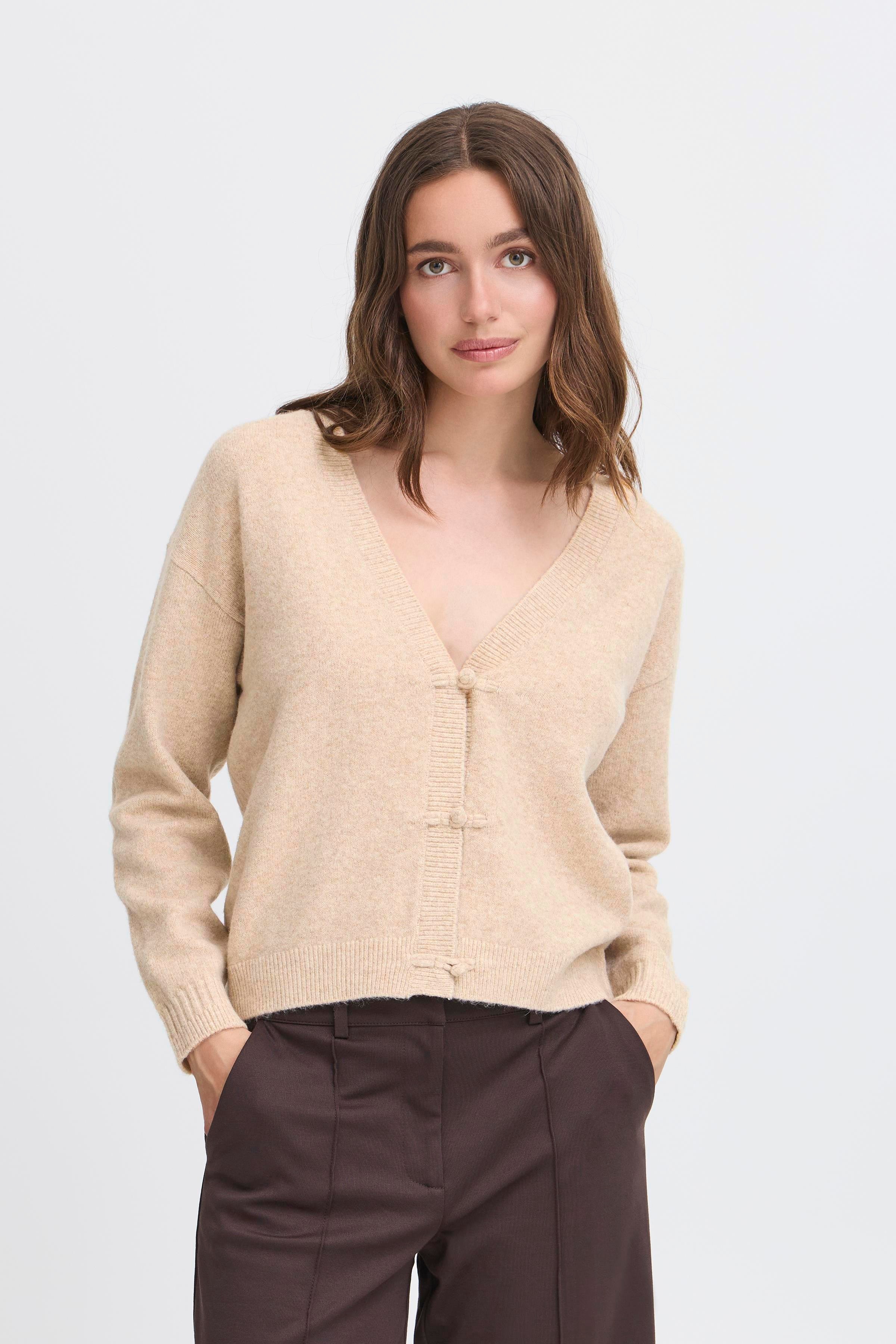 IHDASILA Cardigan LOOKBOOK FRONT 20124215-1304011