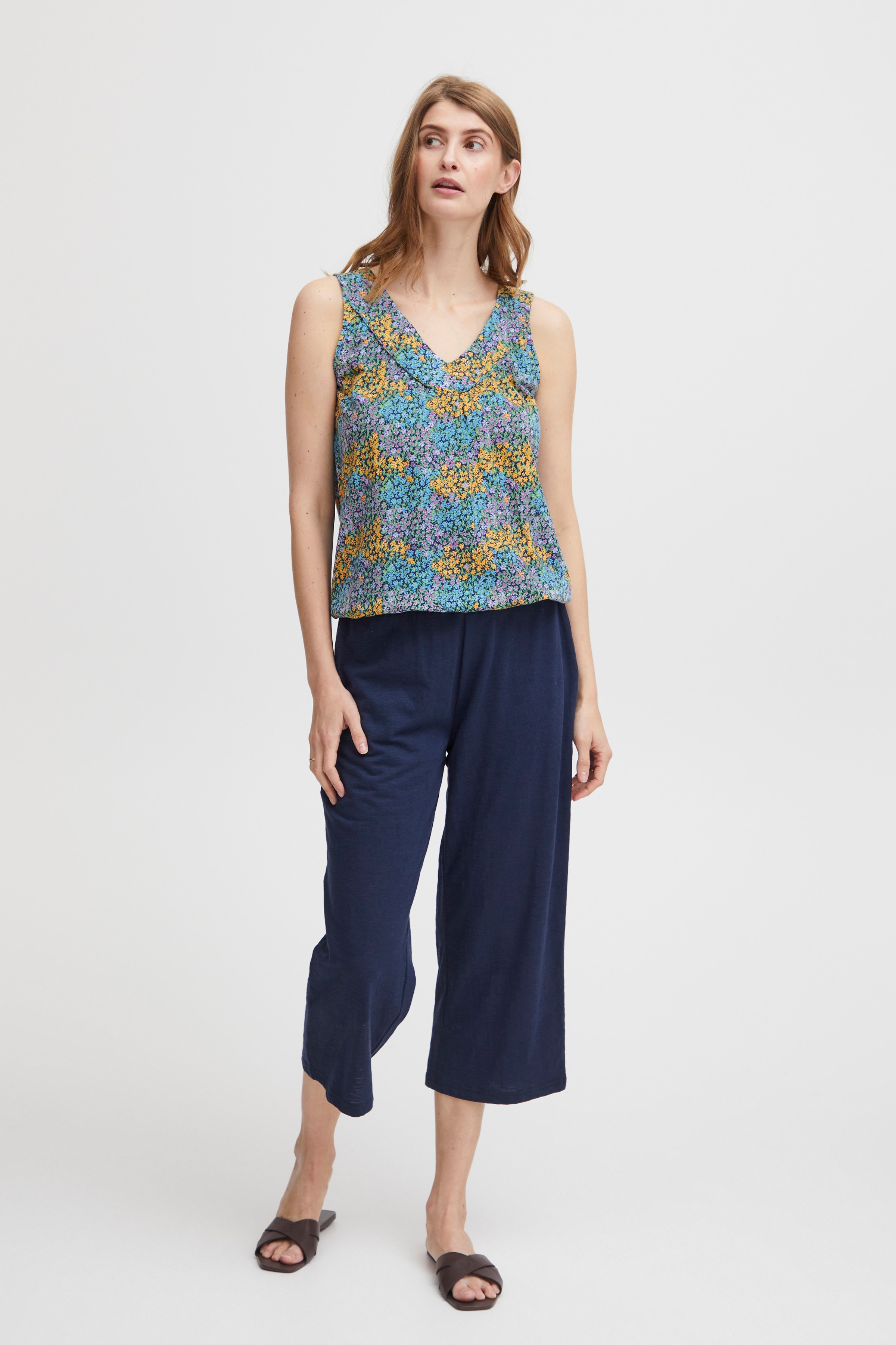 FRSANSA Top LOOKBOOK FRONT 20612220-202065