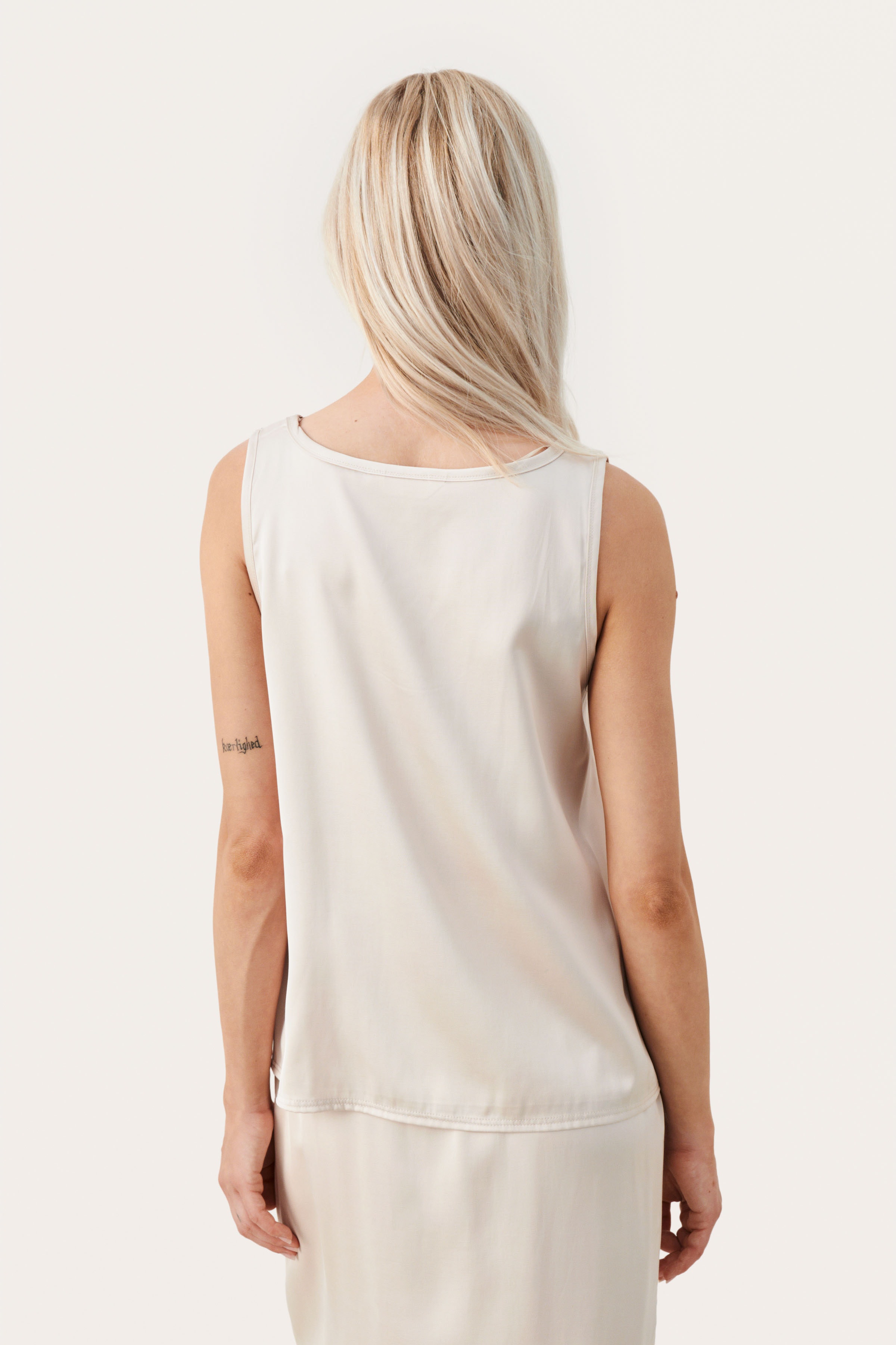 DodoPW Top LOOKBOOK BACK 30308148-130404