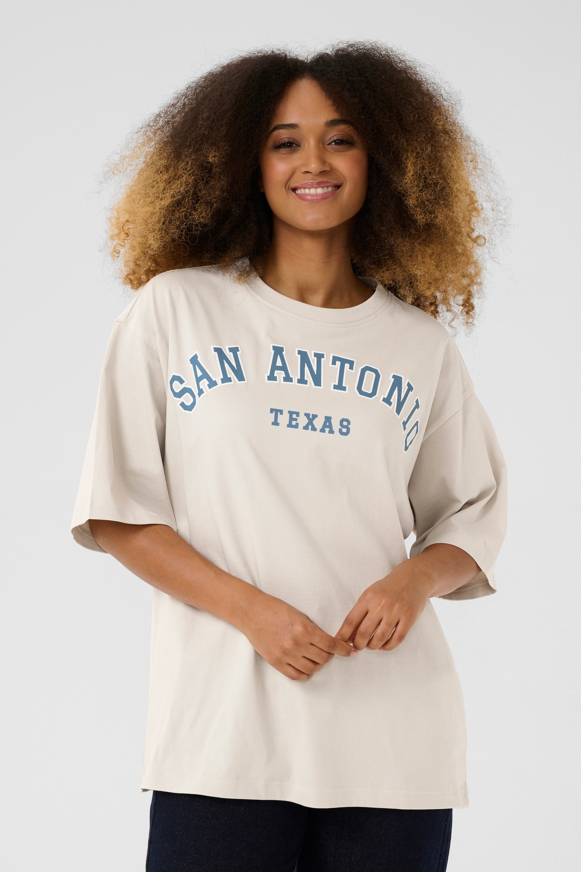 CRPanira T-shirt LOOKBOOK FRONT 10614083-108081