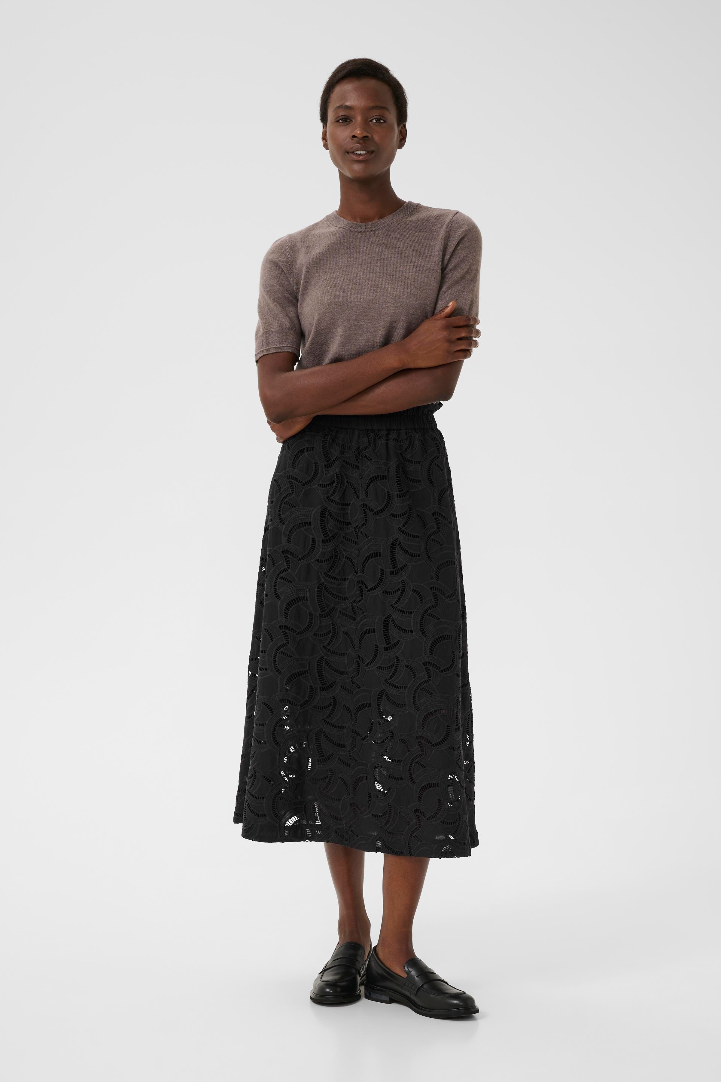 NanasofiesPW Skirt LOOKBOOK FRONT 30310013-194008