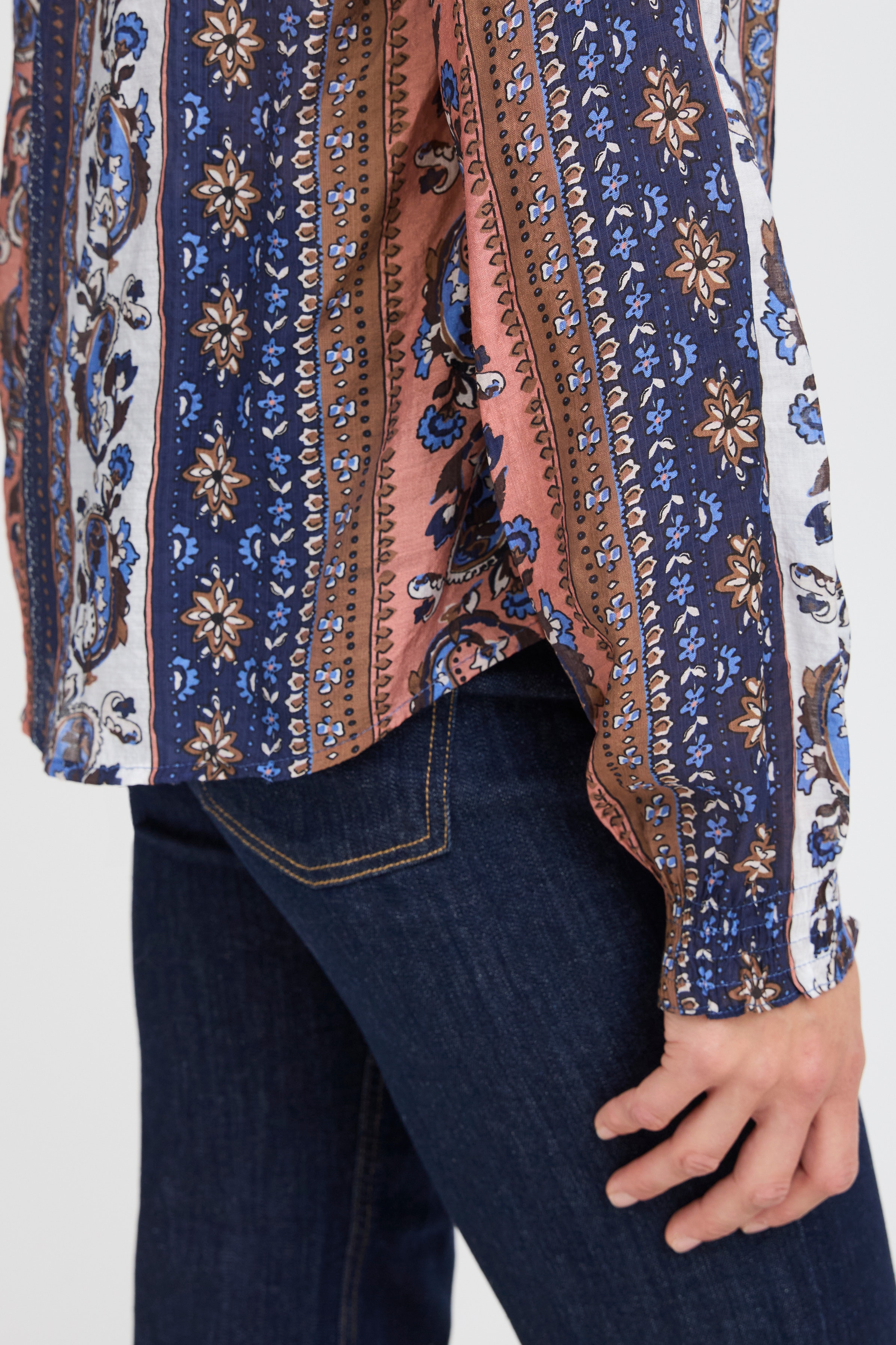 Long sleeved shirt LOOKBOOK DETAIL 50208987-200262