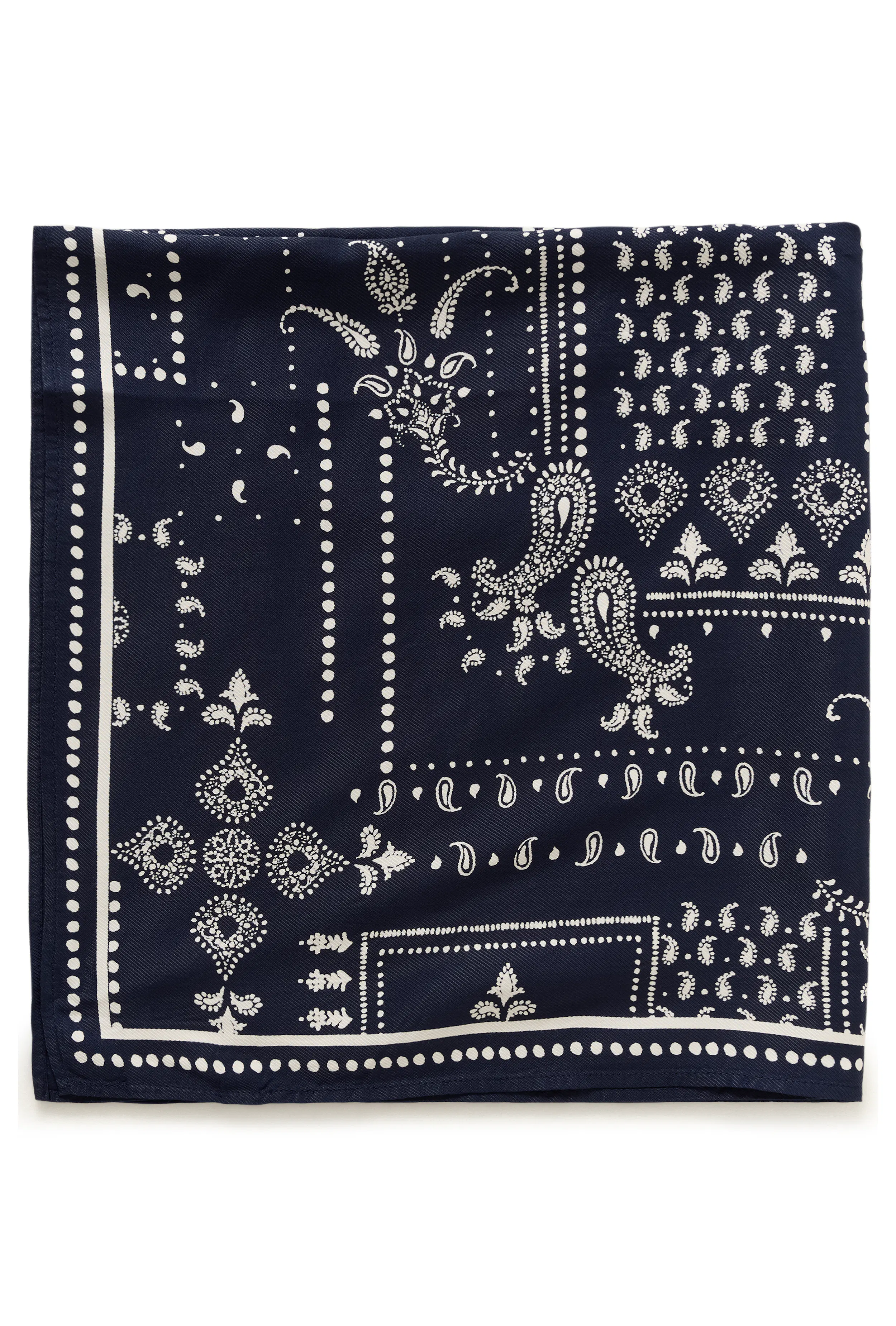 StephanieSZ Skjerf PACK FRONT 30515278-305064