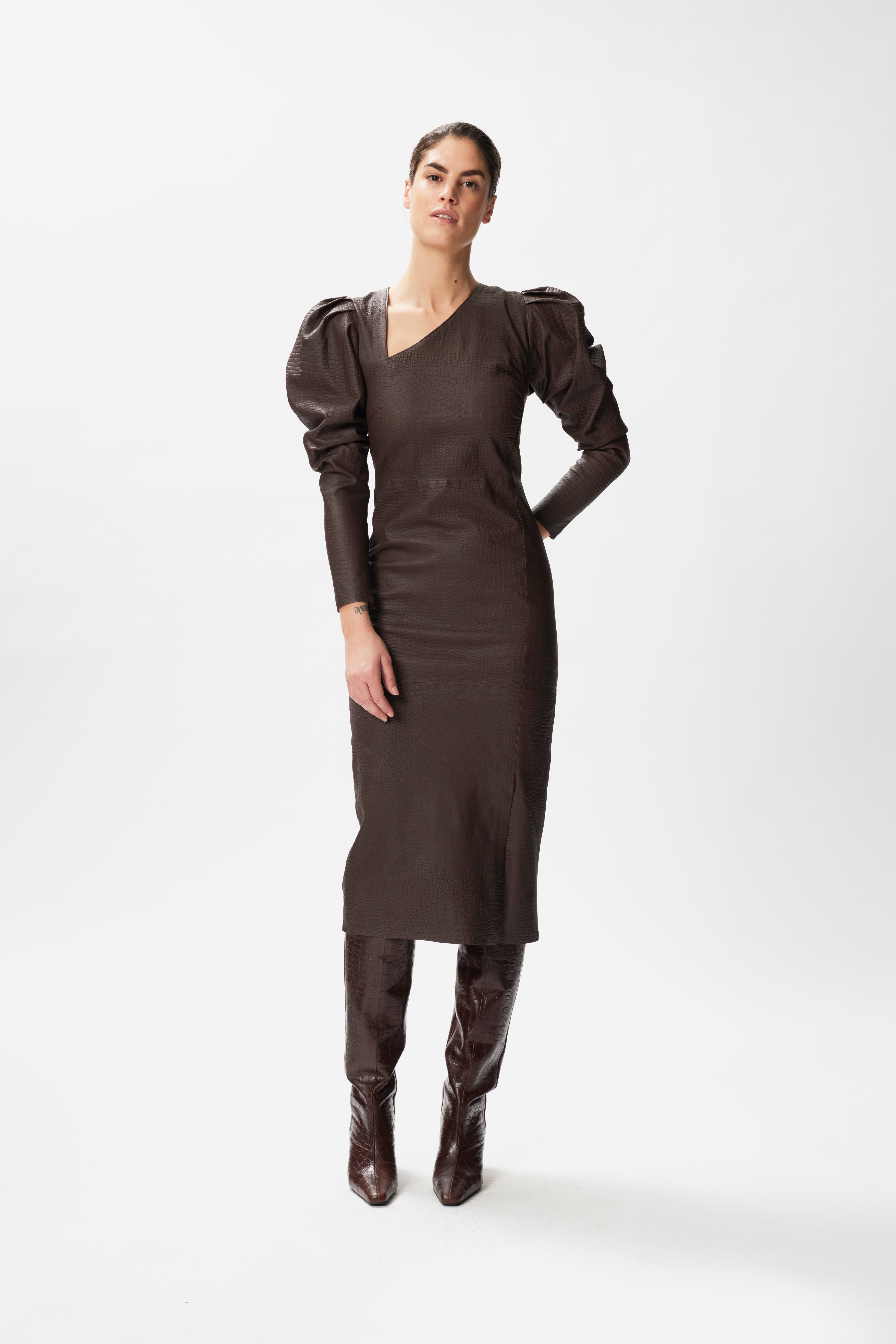 KariGZ Lær kjole LOOKBOOK FRONT 10905491-101722