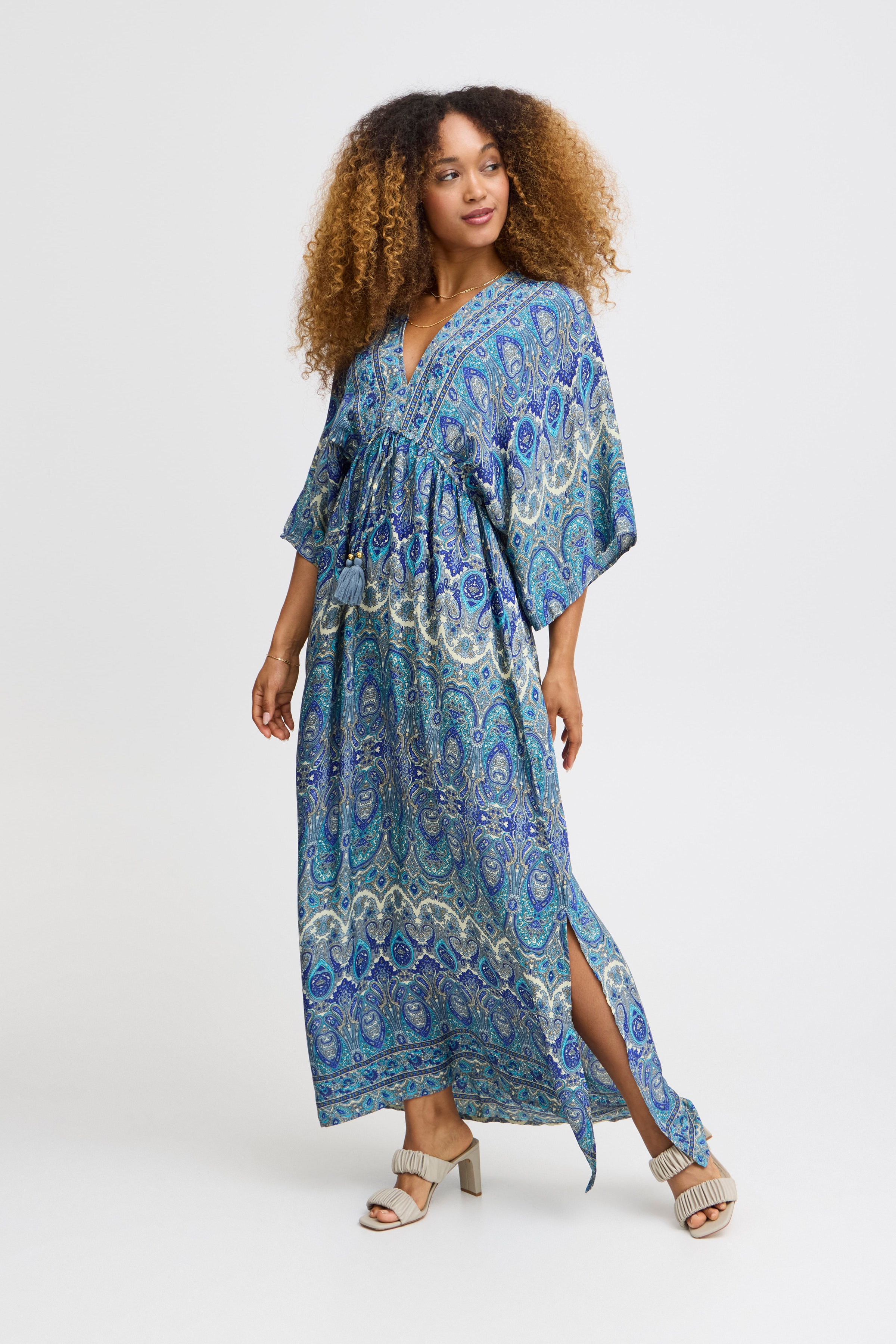 SBABENA Kjole LOOKBOOK FRONT 22100517-184141