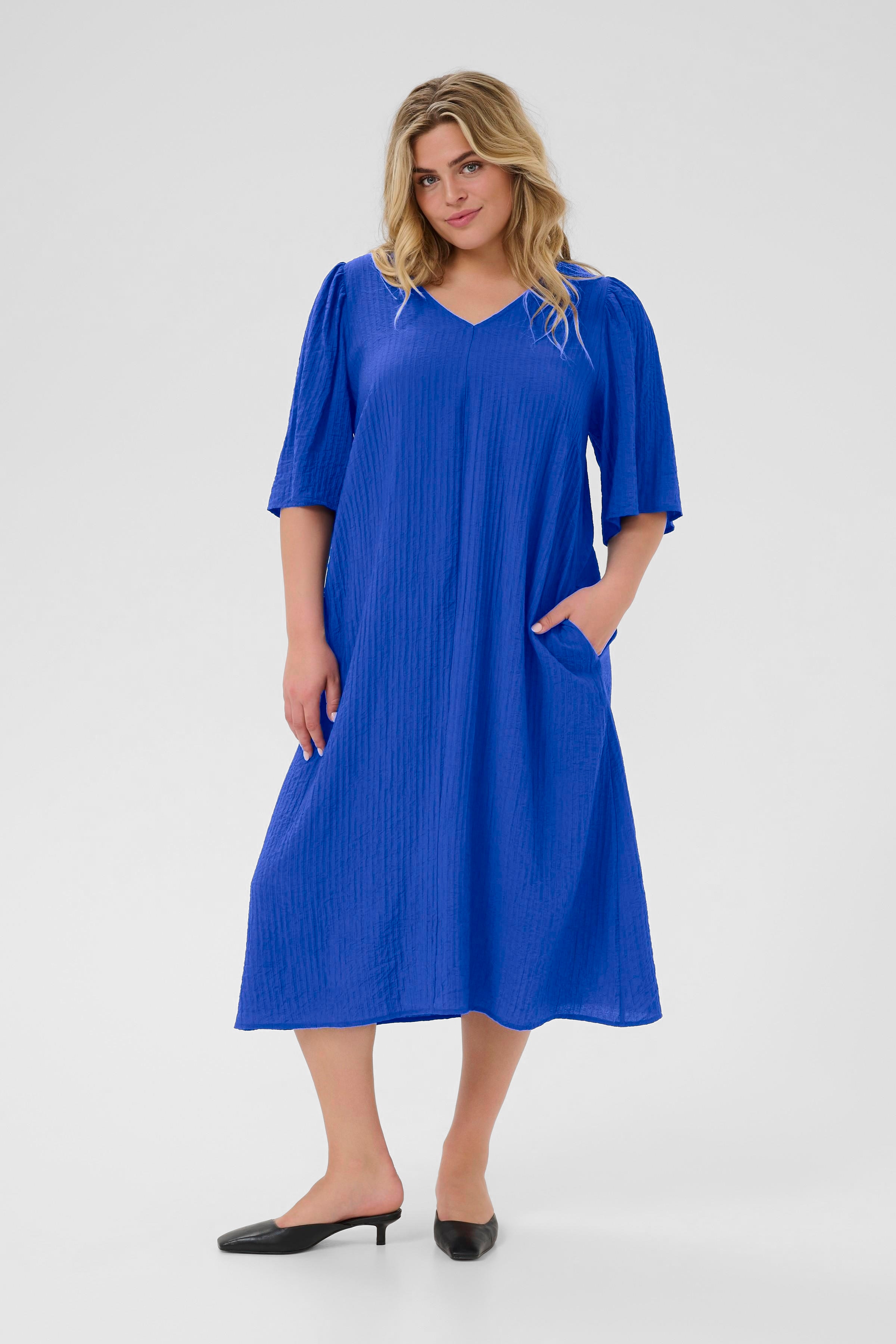 KClisana Kjole LOOKBOOK FRONT 10583421-193952