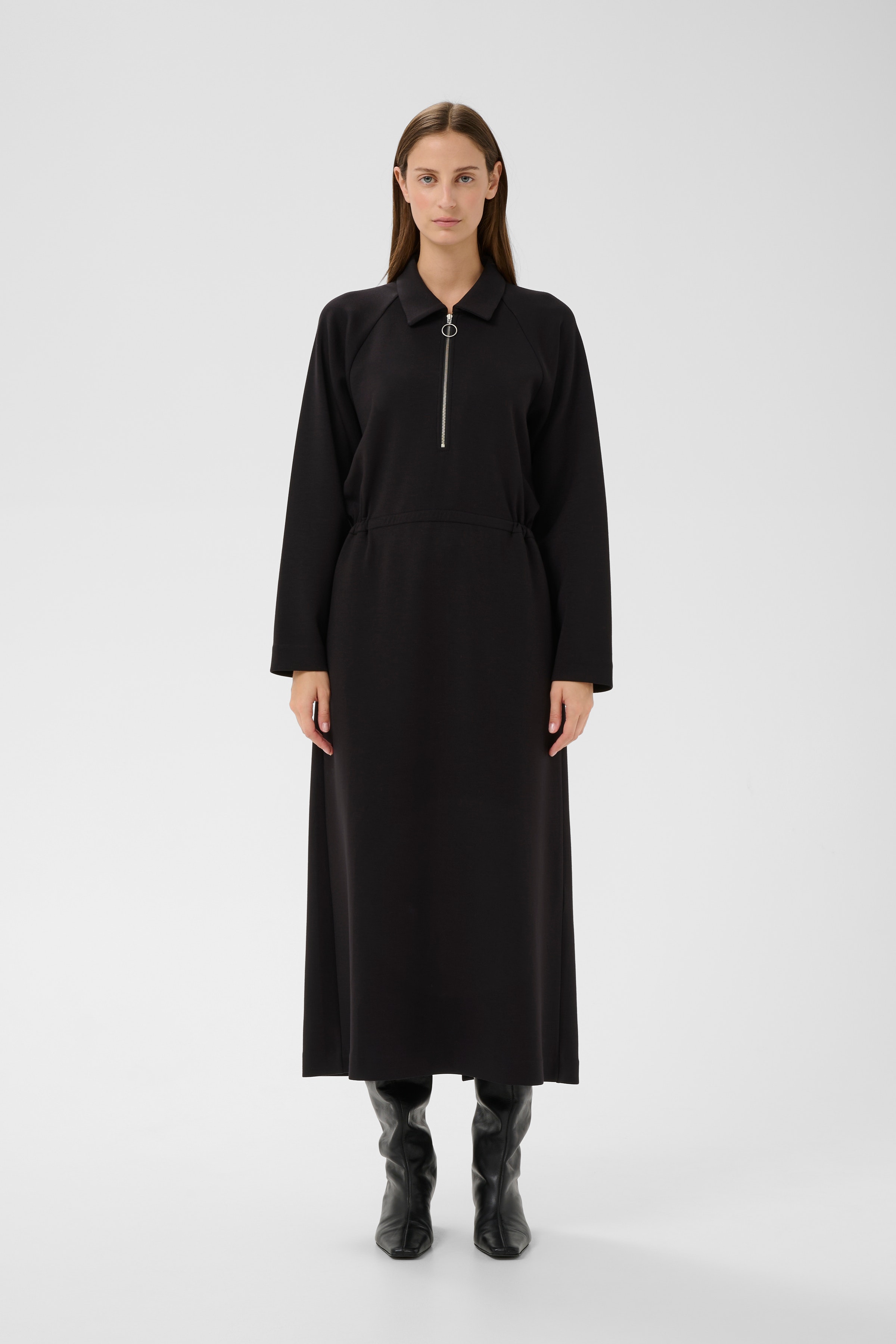 SIMIIW Vincent Klänning LOOKBOOK FRONT 30112435-194008