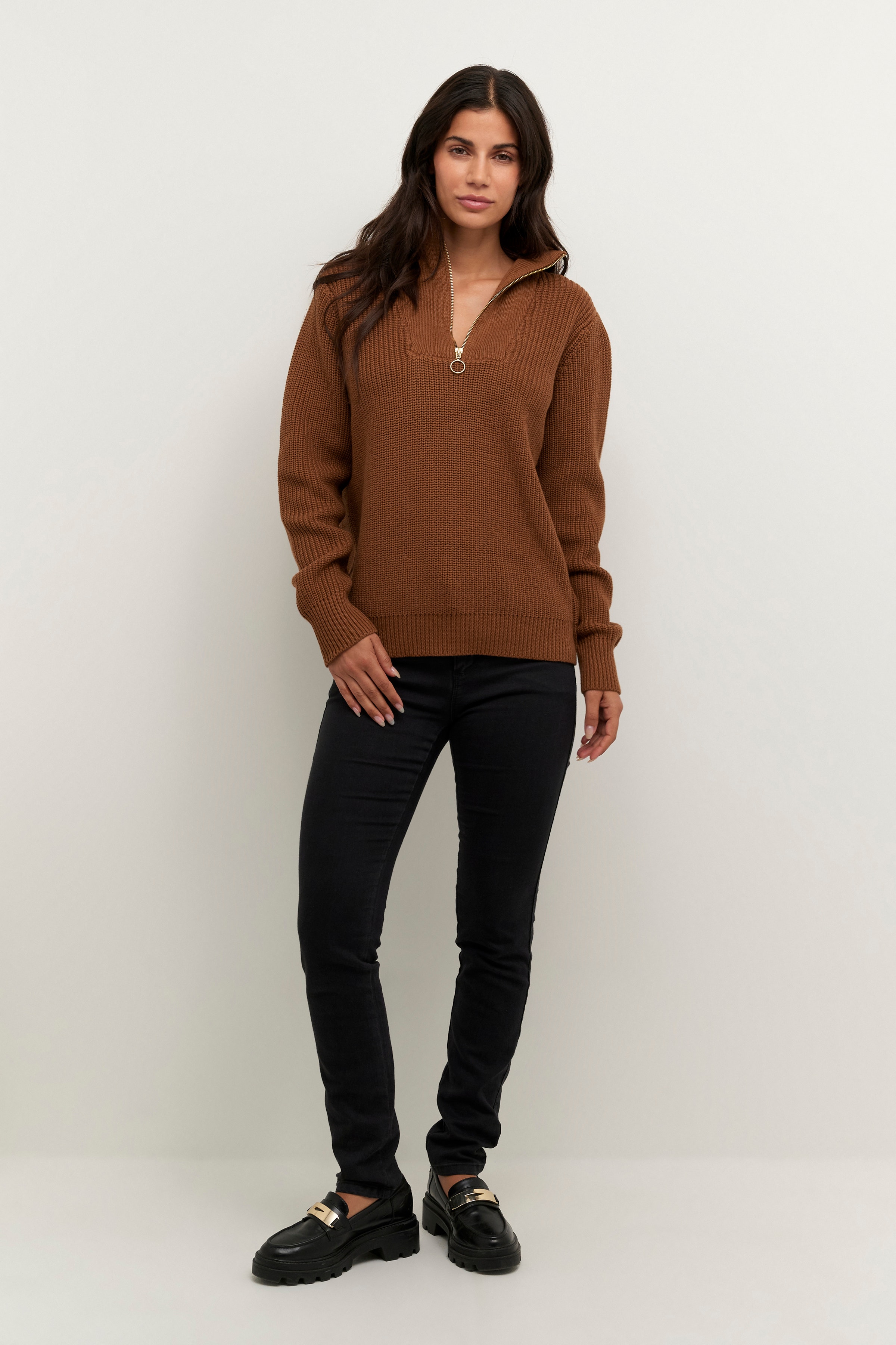 KAlioa Pullover LOOKBOOK FRONT 10506820-181031