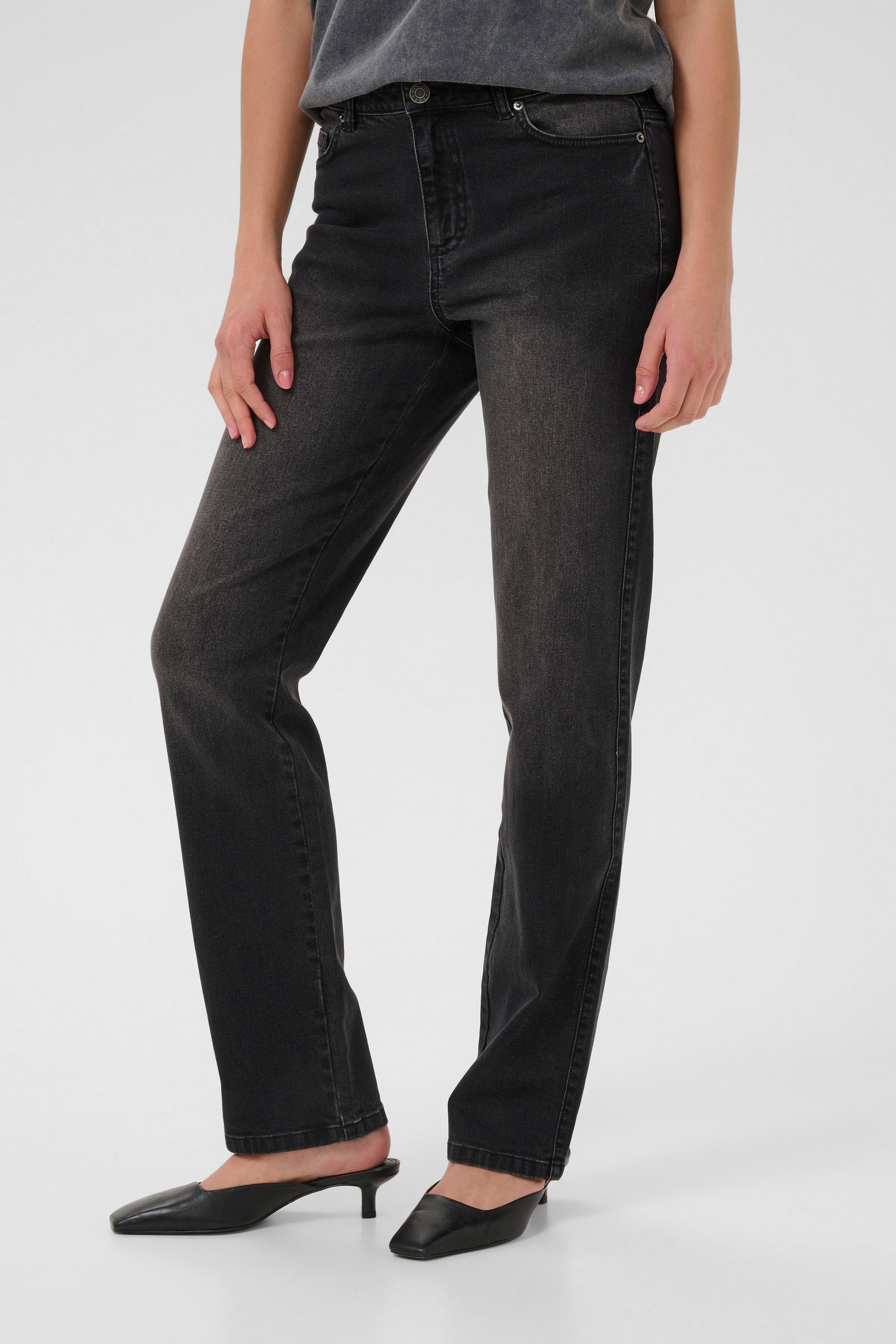 KAmaris Jeans LOOKBOOK FRONT 10510727-108261