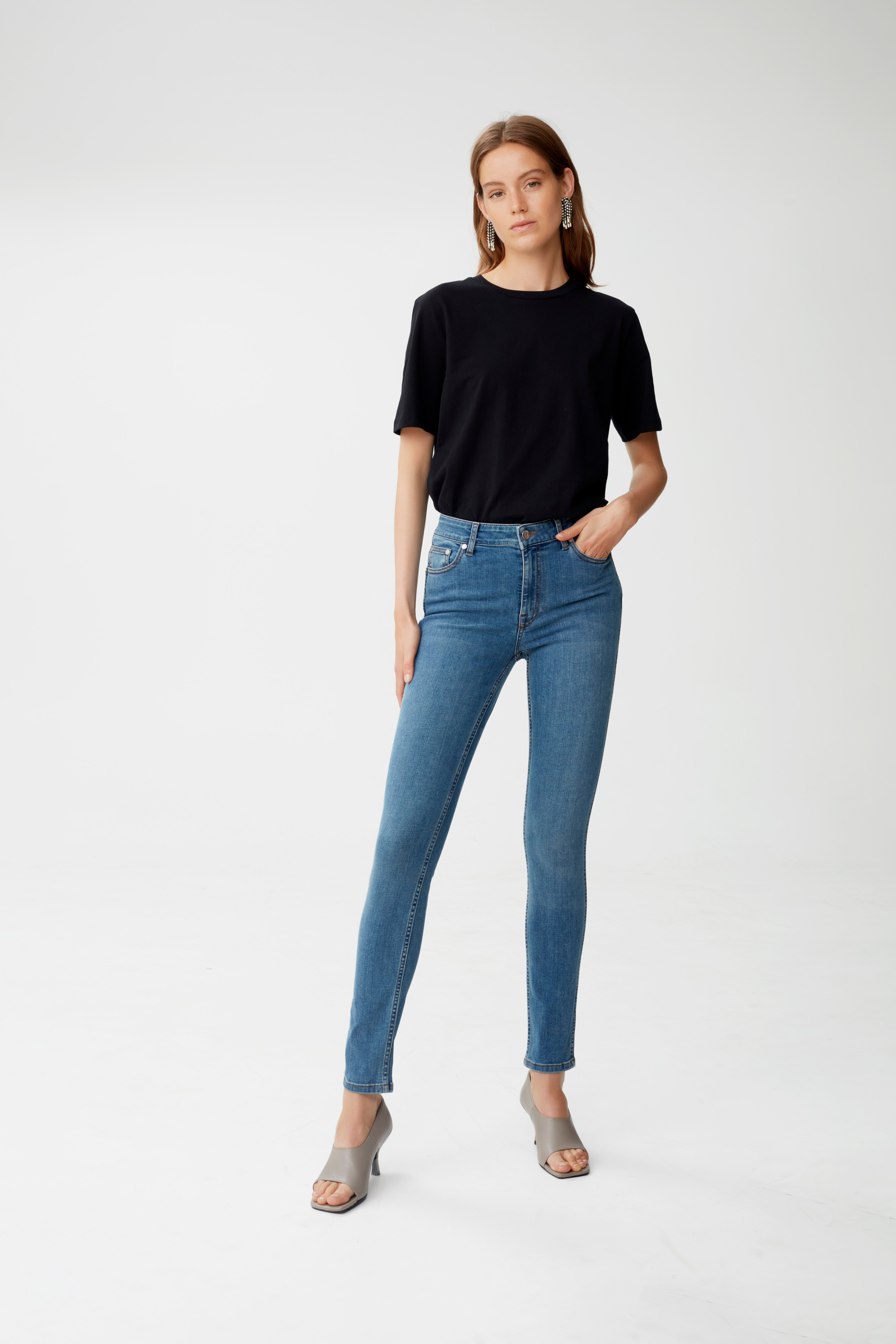 MaggieGZ Jeans LOOKBOOK FRONT 10904651-100014