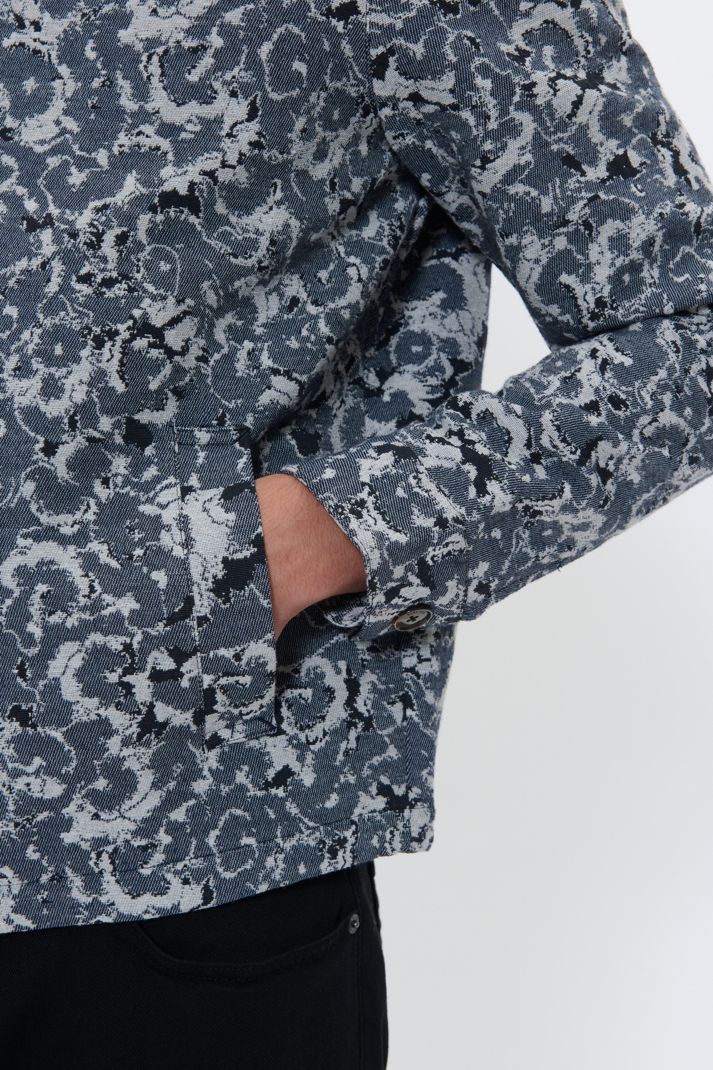 MAbluame Shirt LOOKBOOK DETAIL 30208598-194011