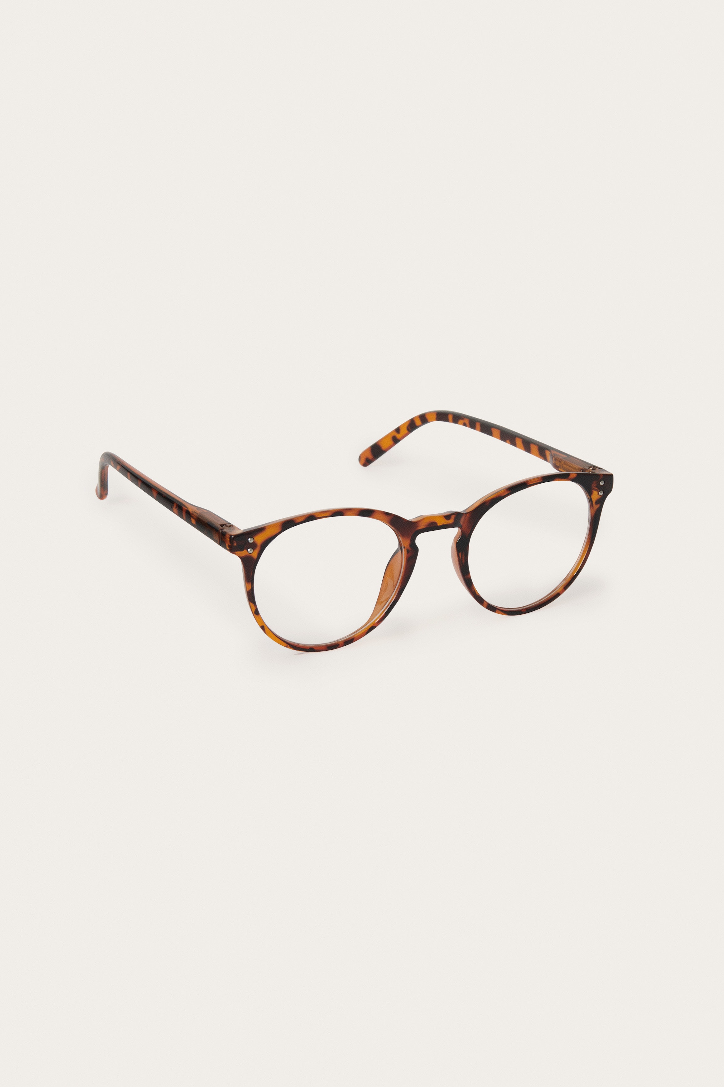 EbyanPW Reading glasses LOOKBOOK FRONT 30305363-300307