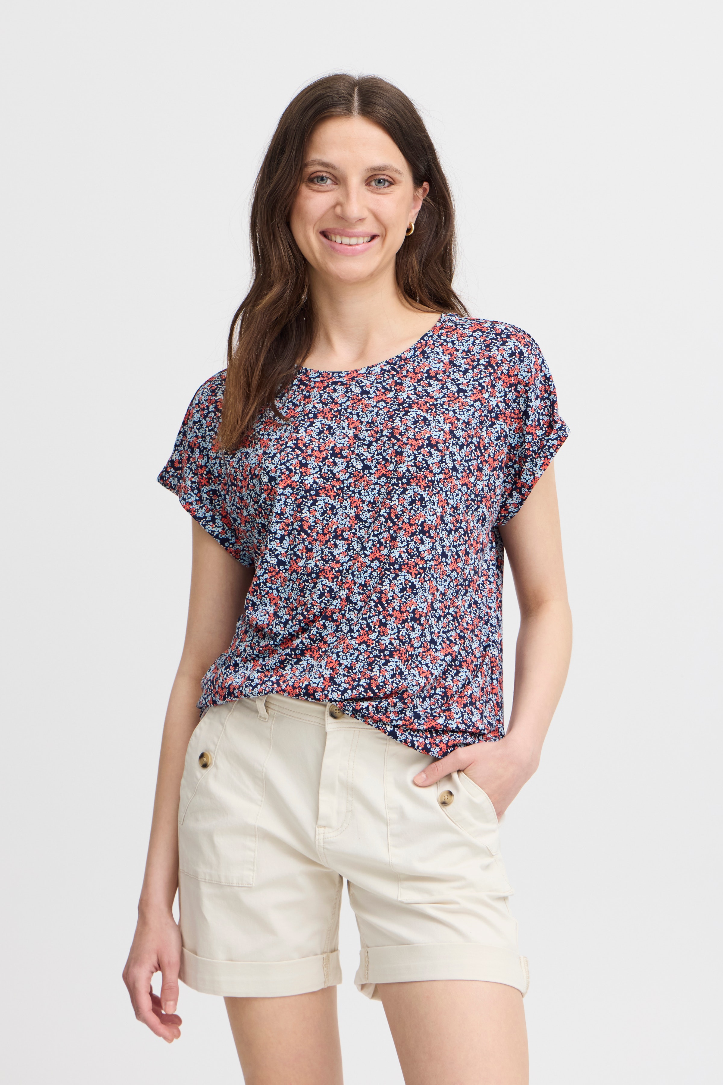 FRSEEN T-shirt LOOKBOOK FRONT 20610634-203755