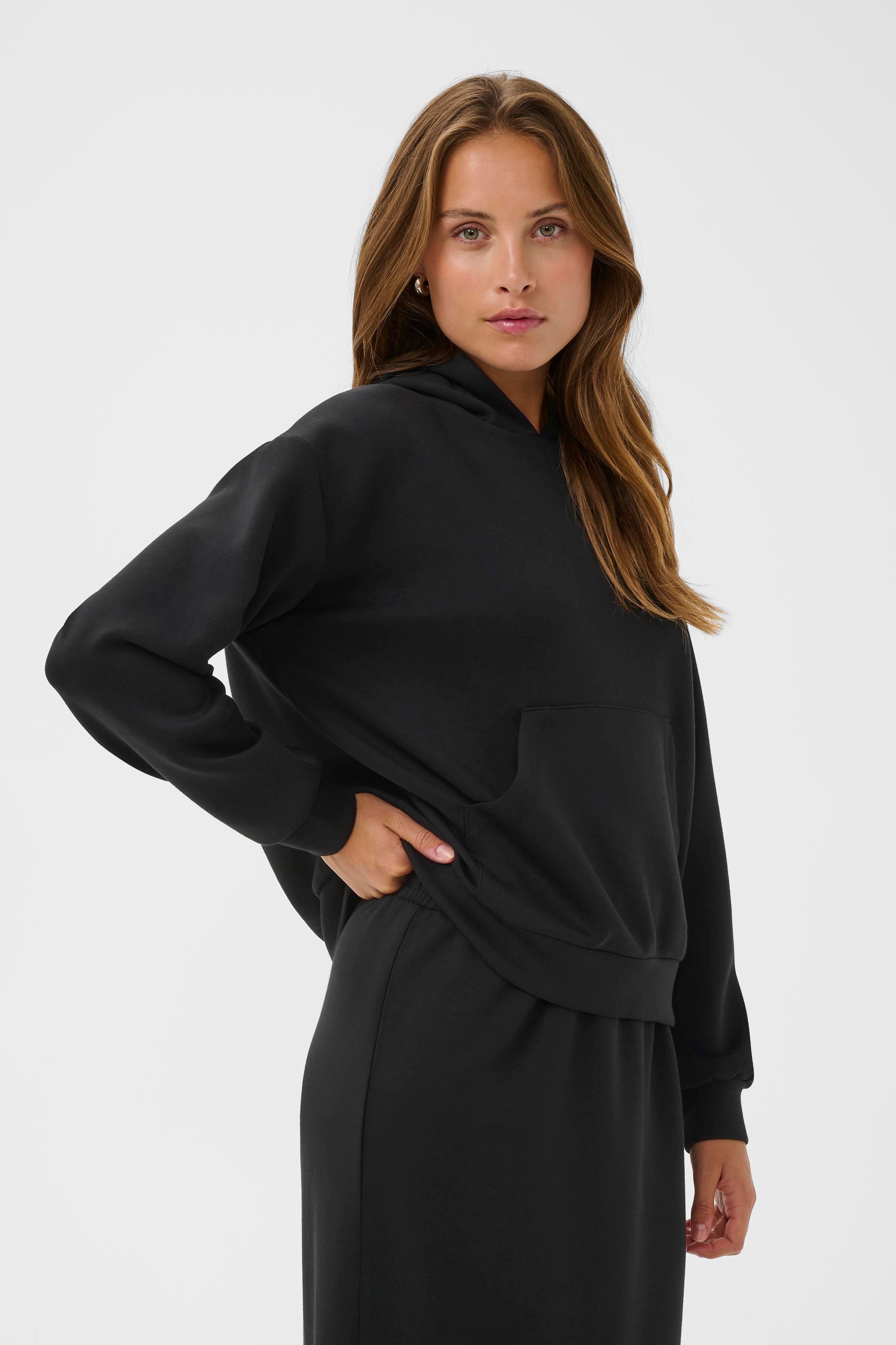 KAannika Sweatshirt LOOKBOOK FRONT 10510905-100121